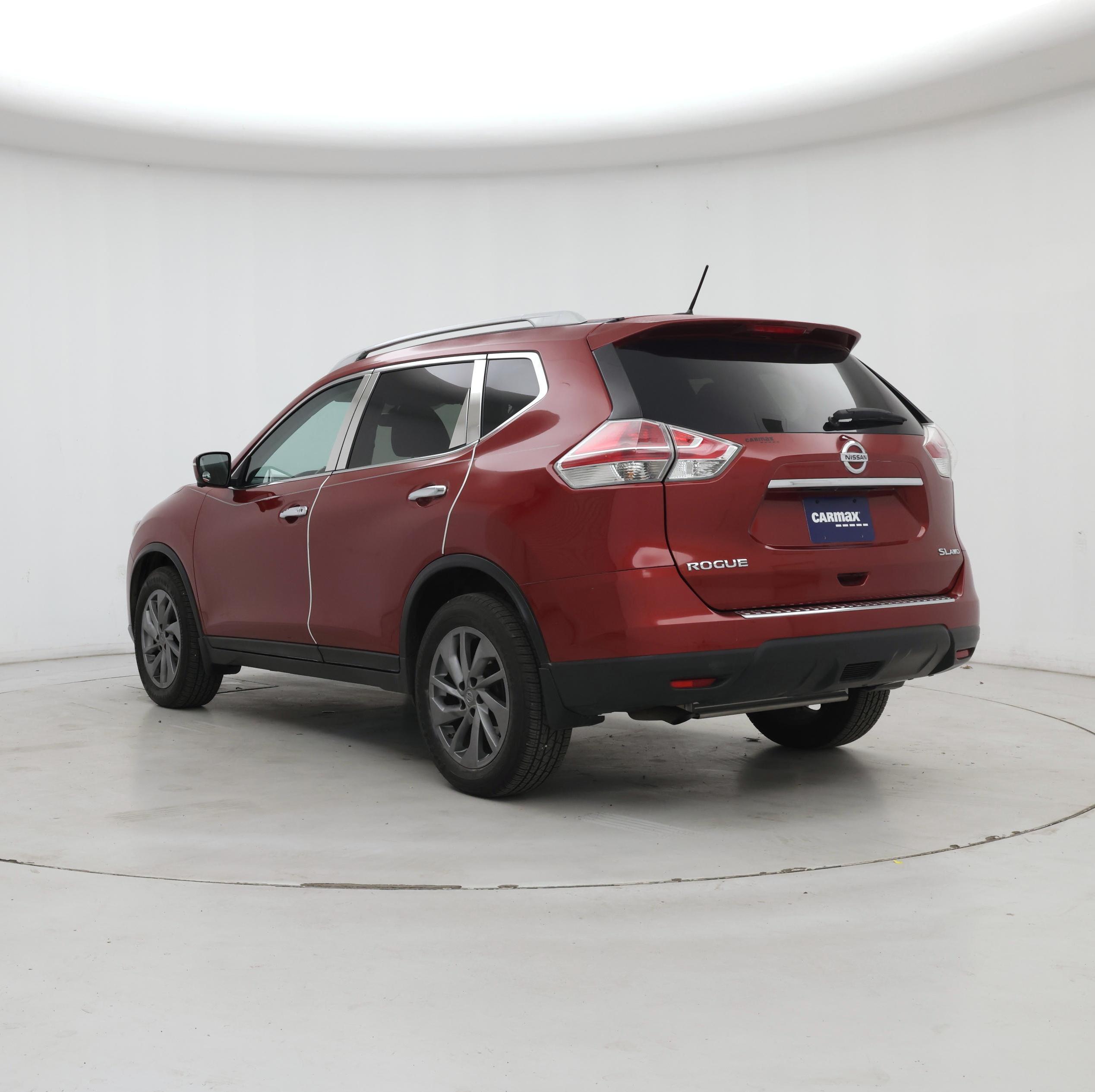 Thumbnail: 2015 Nissan Rogue - 2
