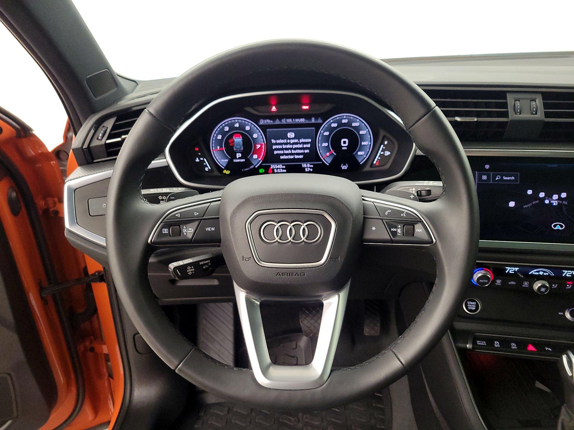 Thumbnail: 2024 Audi Q3 - 10