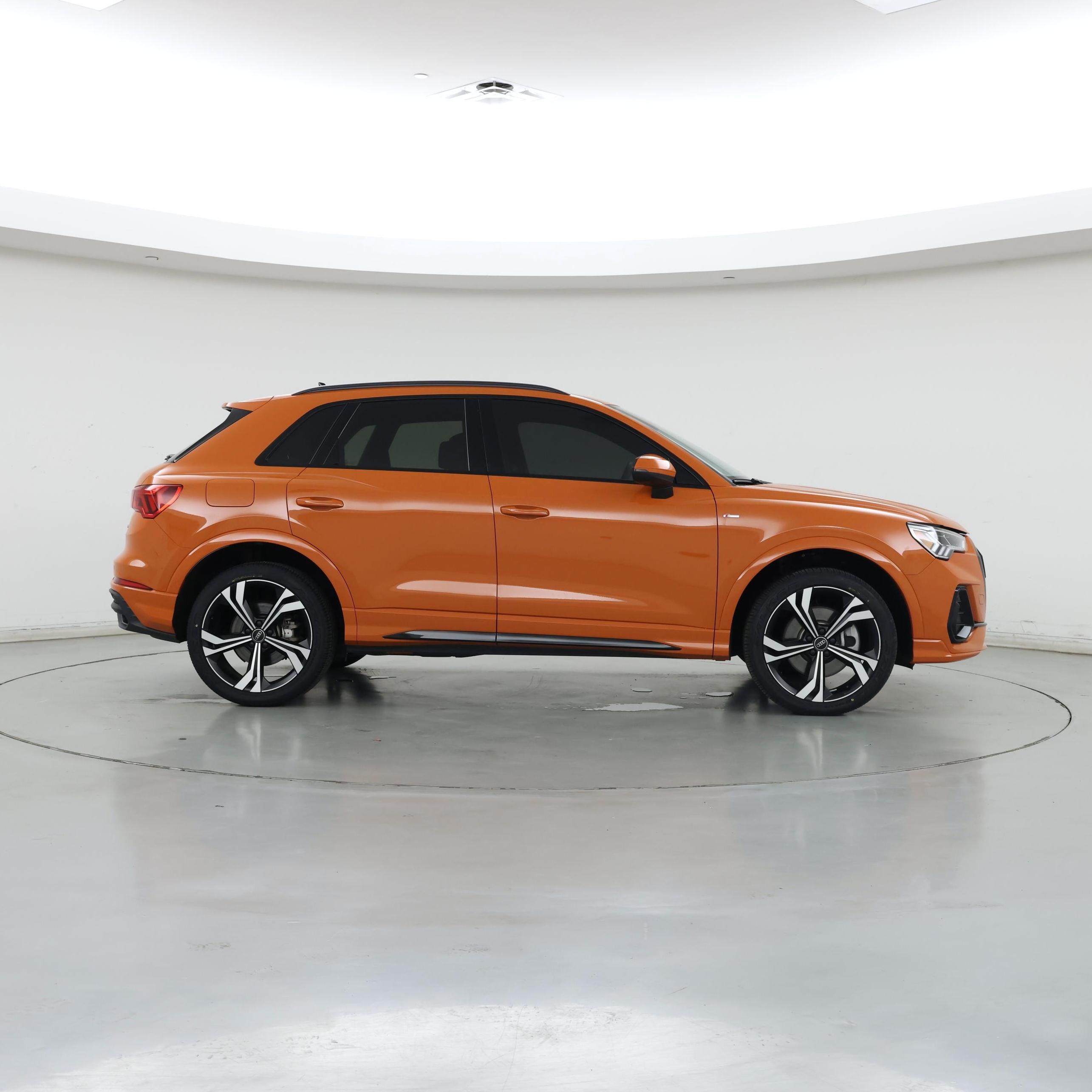 Thumbnail: 2024 Audi Q3 - 7