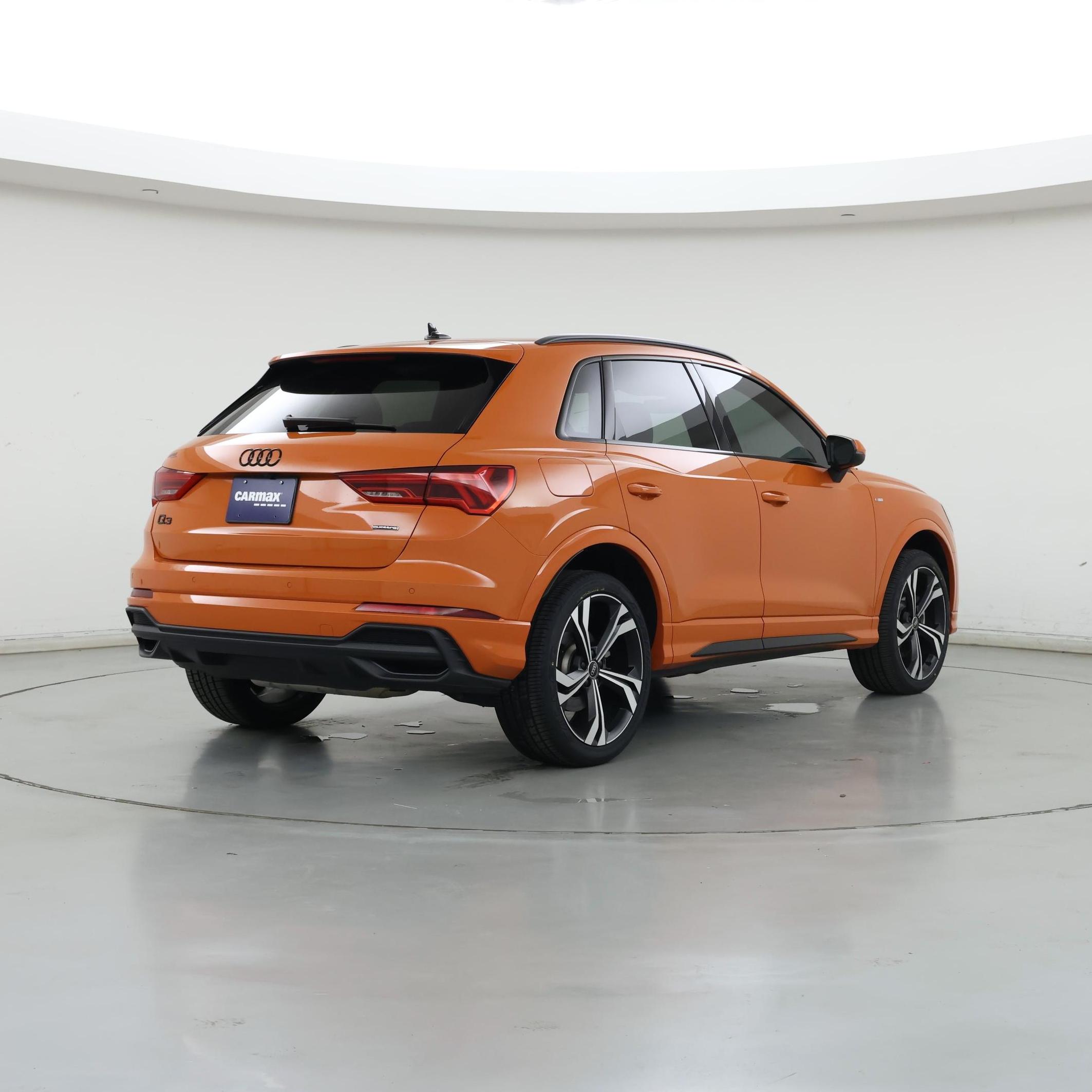 Thumbnail: 2024 Audi Q3 - 8
