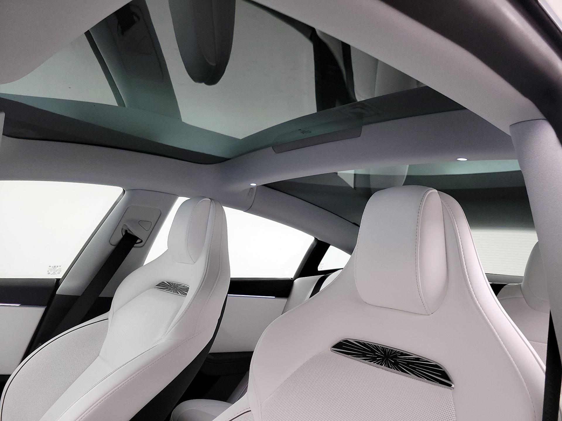 Thumbnail: 2025 Tesla Model 3 - 18