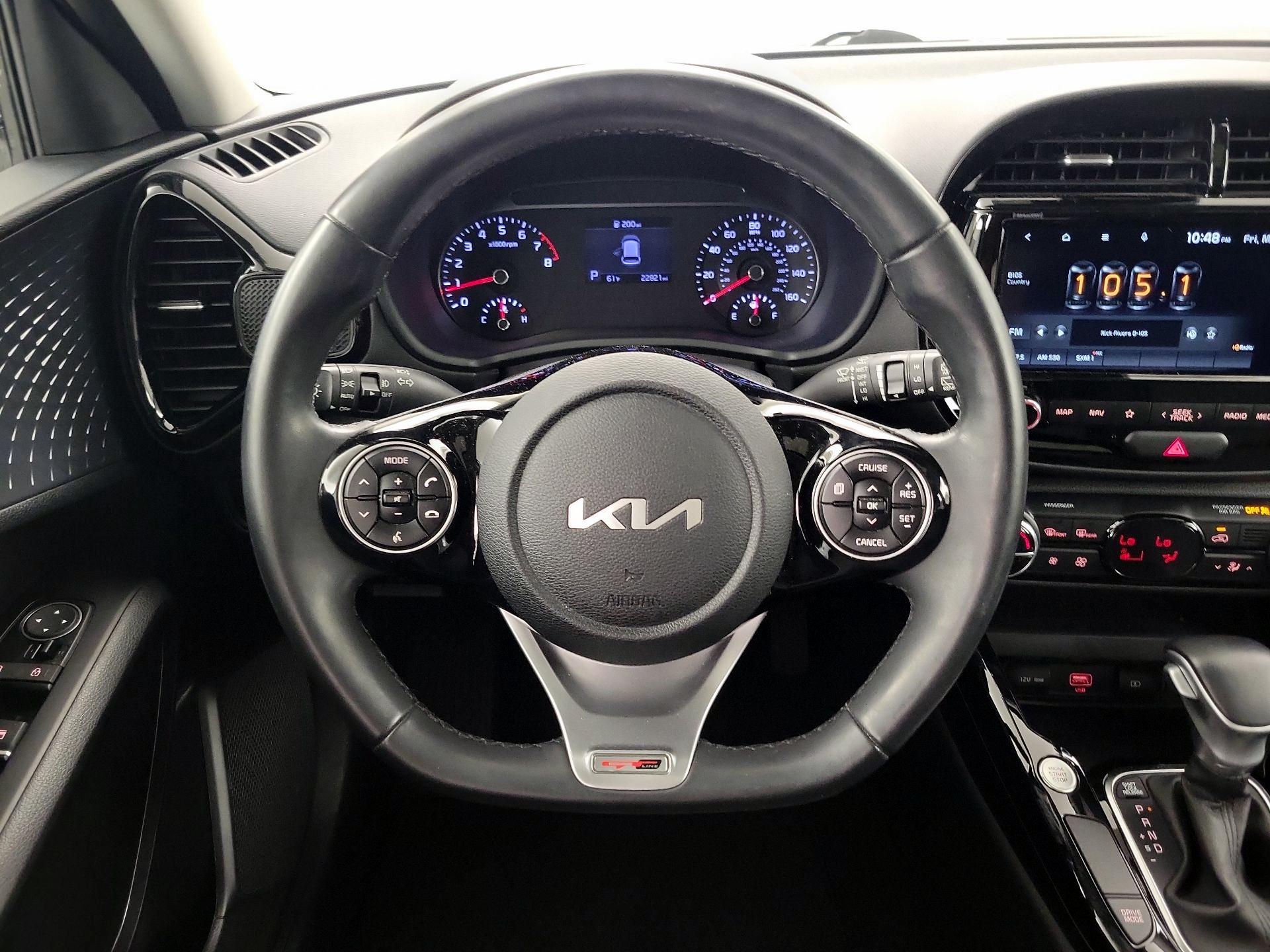 Thumbnail: 2022 Kia Soul - 10