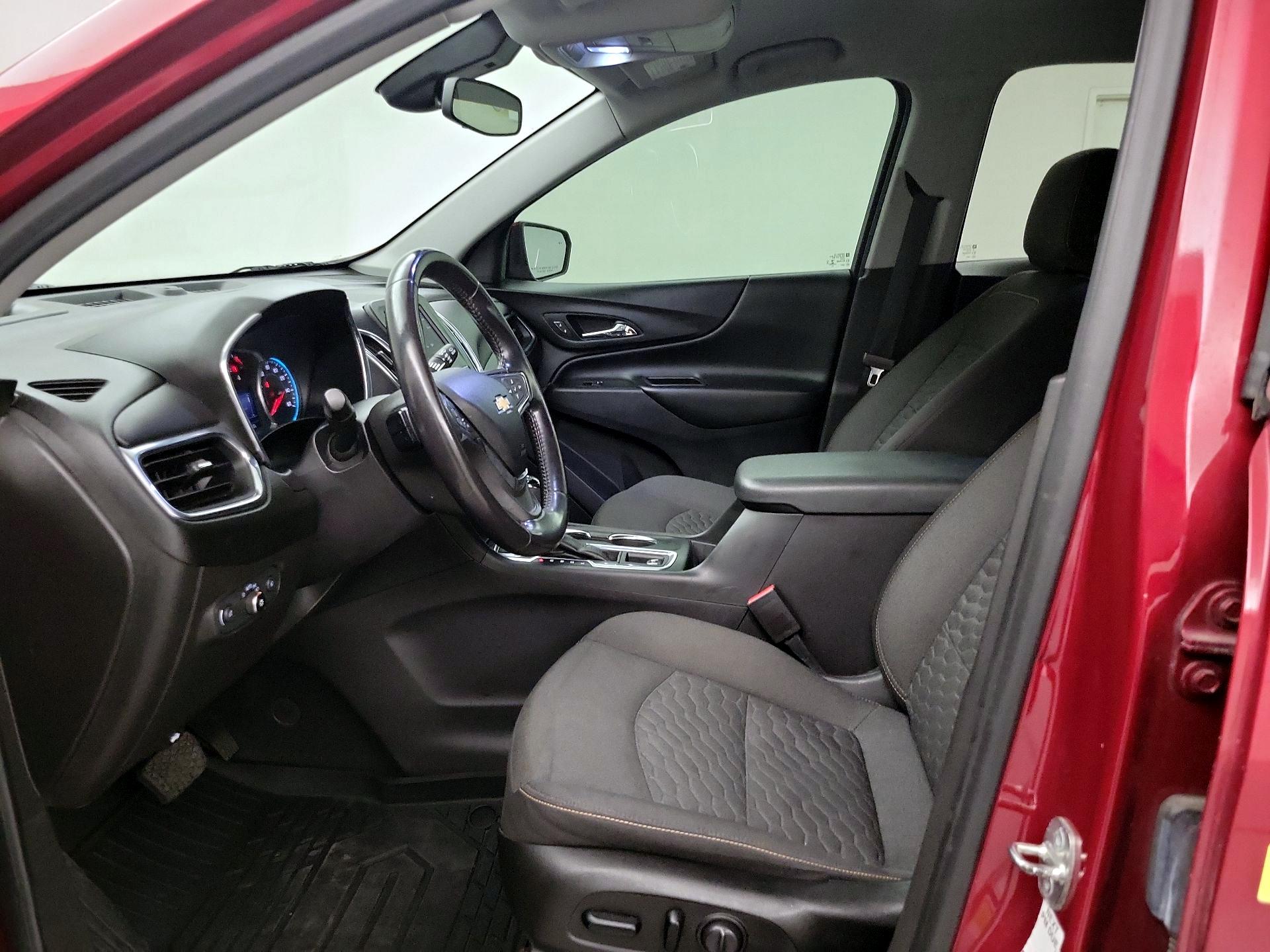 Thumbnail: 2021 Chevrolet Equinox - 11