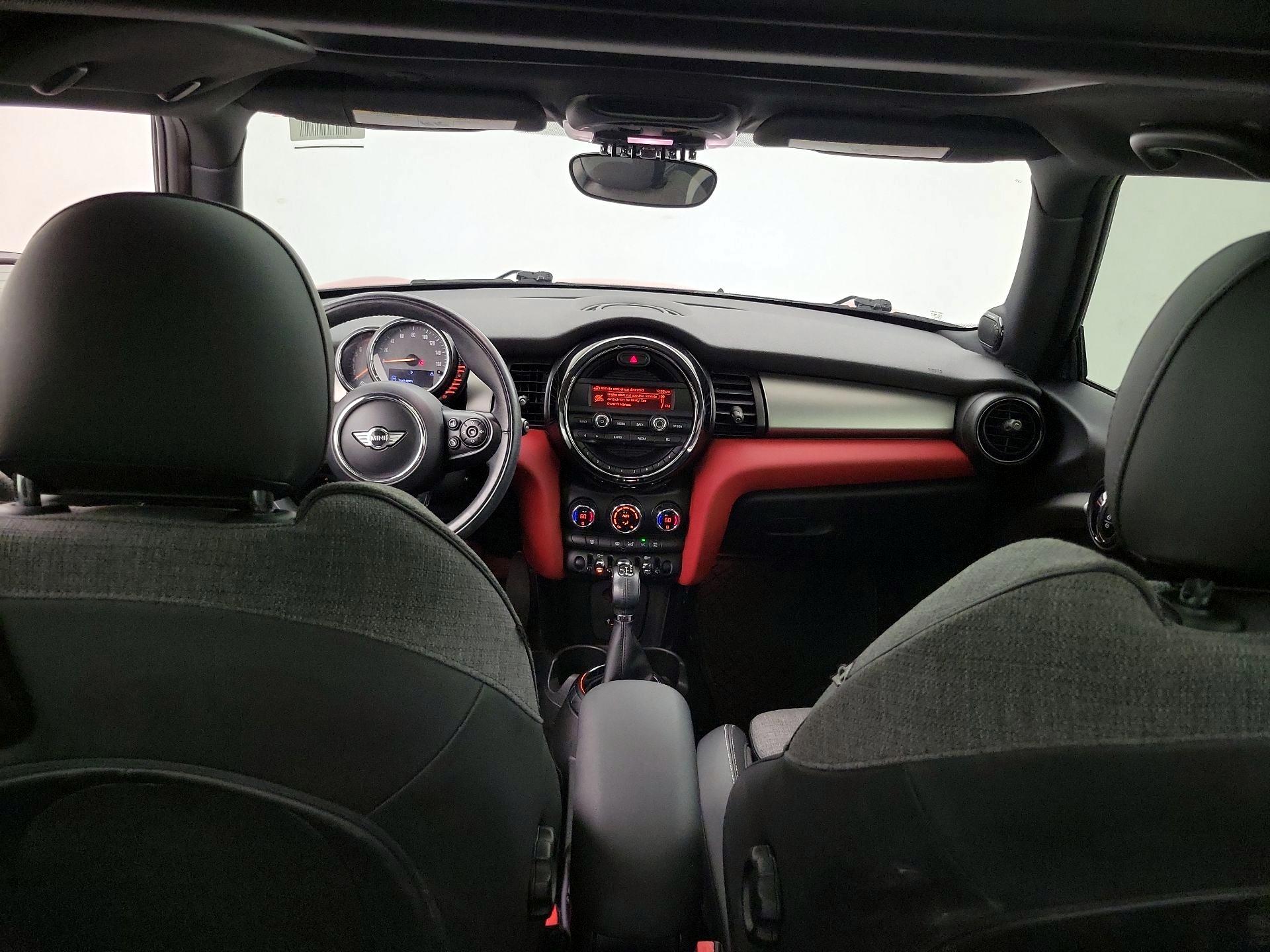 Thumbnail: 2015 MINI Cooper Hardtop - 9