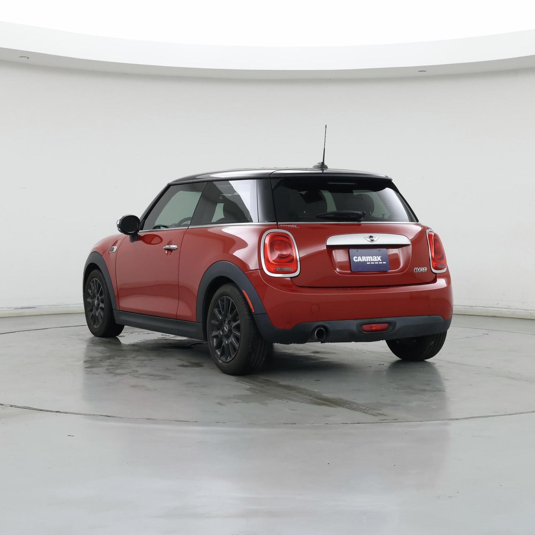 Thumbnail: 2015 MINI Cooper Hardtop - 2