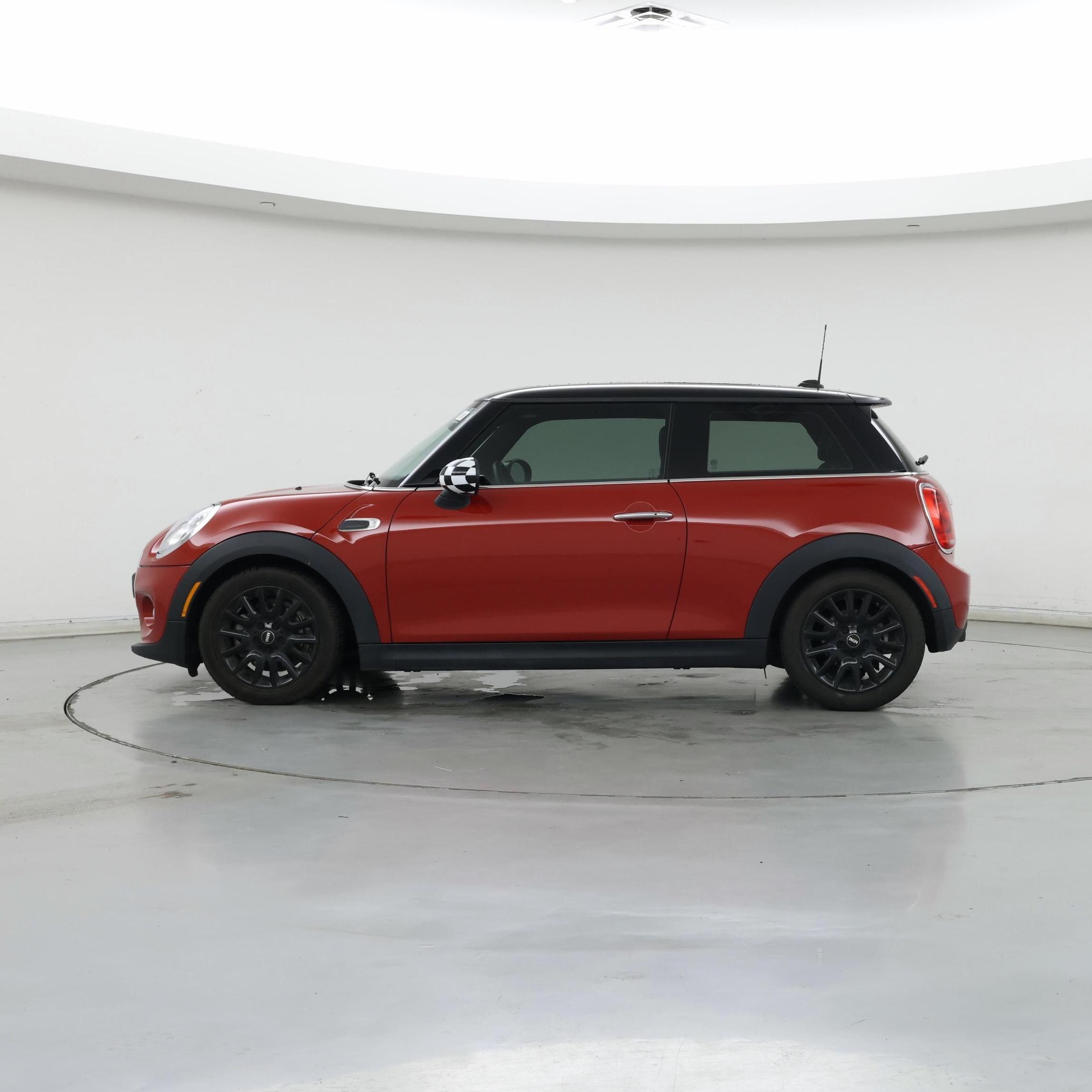 Thumbnail: 2015 MINI Cooper Hardtop - 3