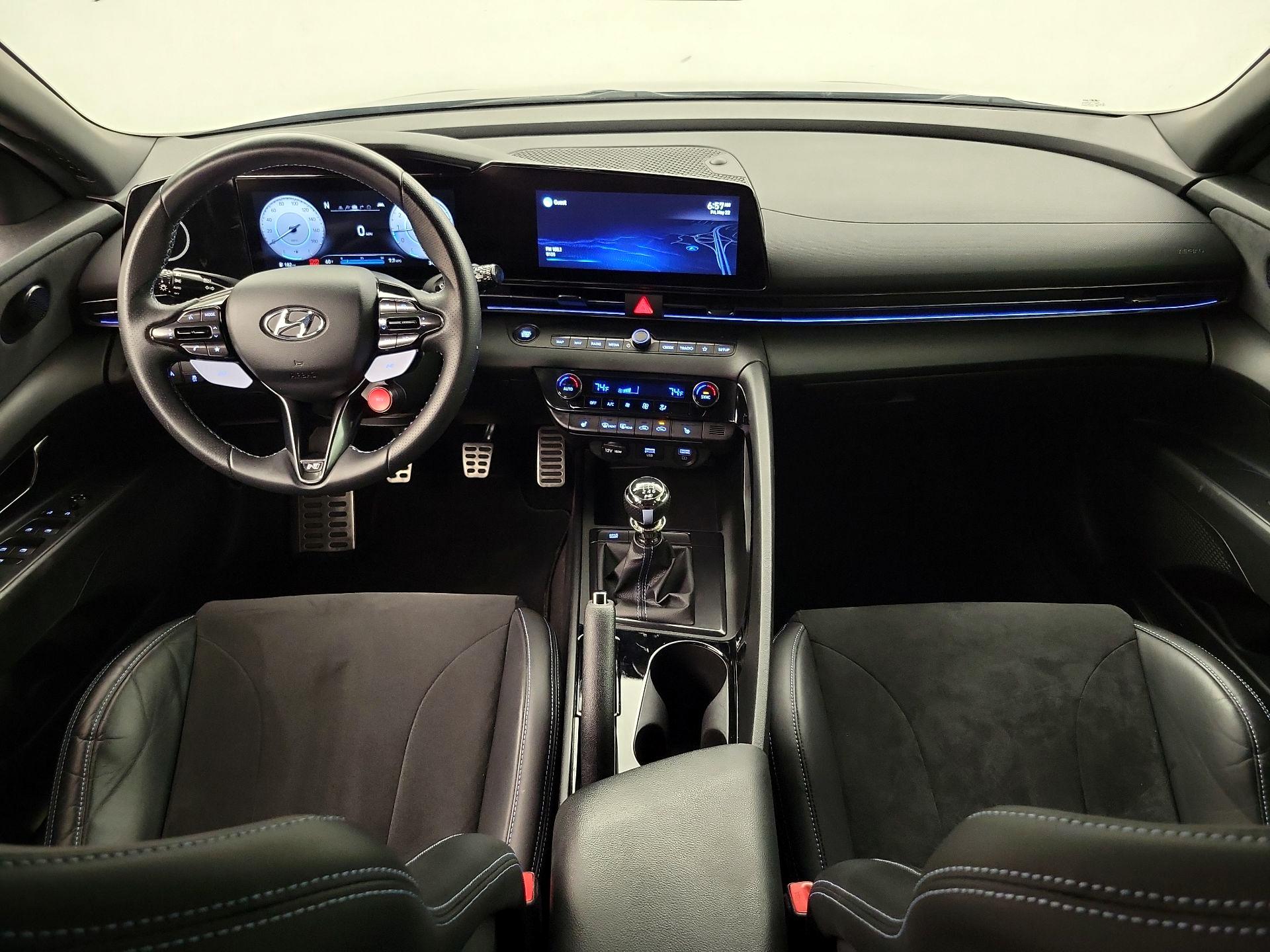 Thumbnail: 2022 Hyundai Elantra - 9