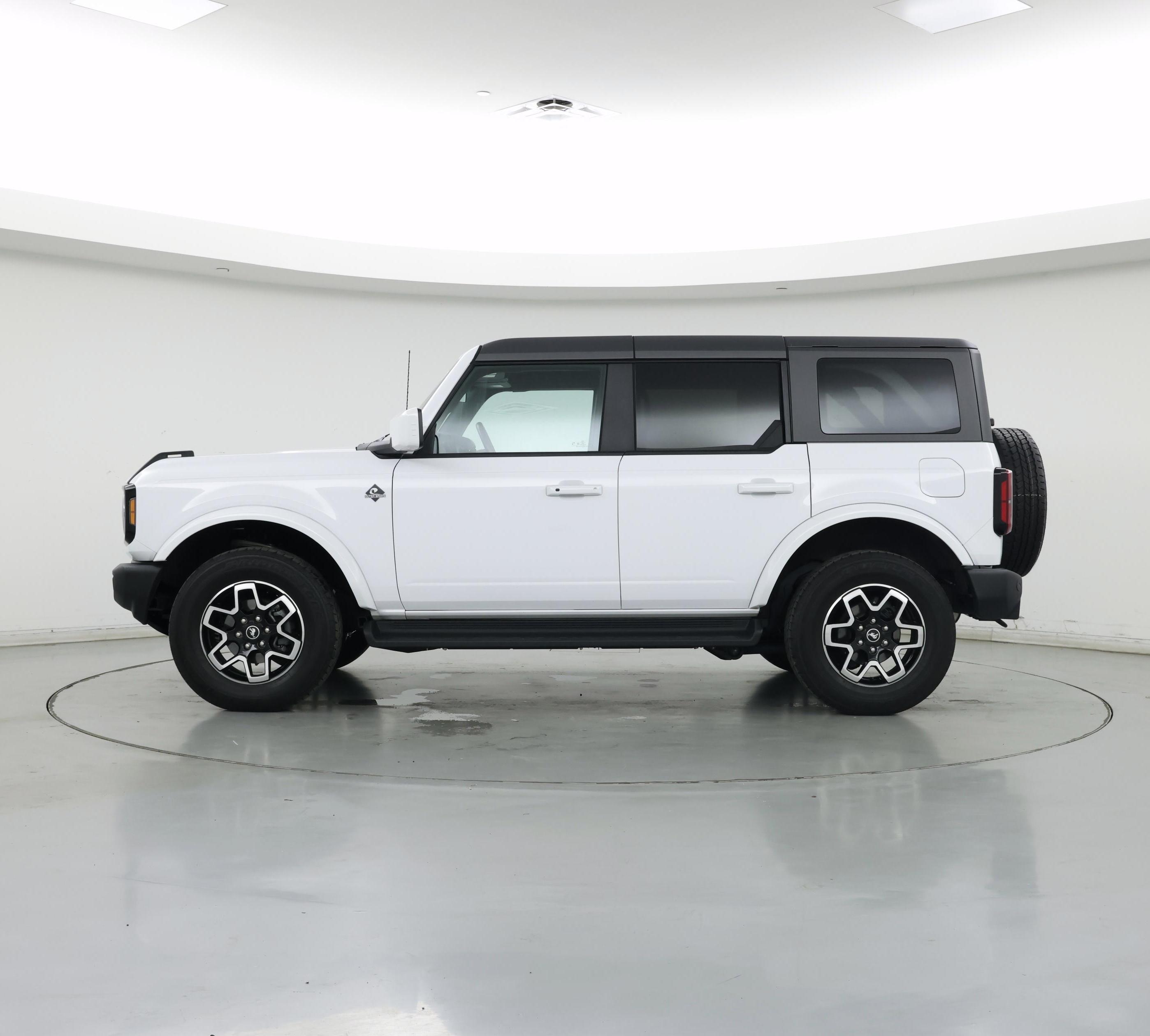 Thumbnail: 2025 Ford Bronco - 3