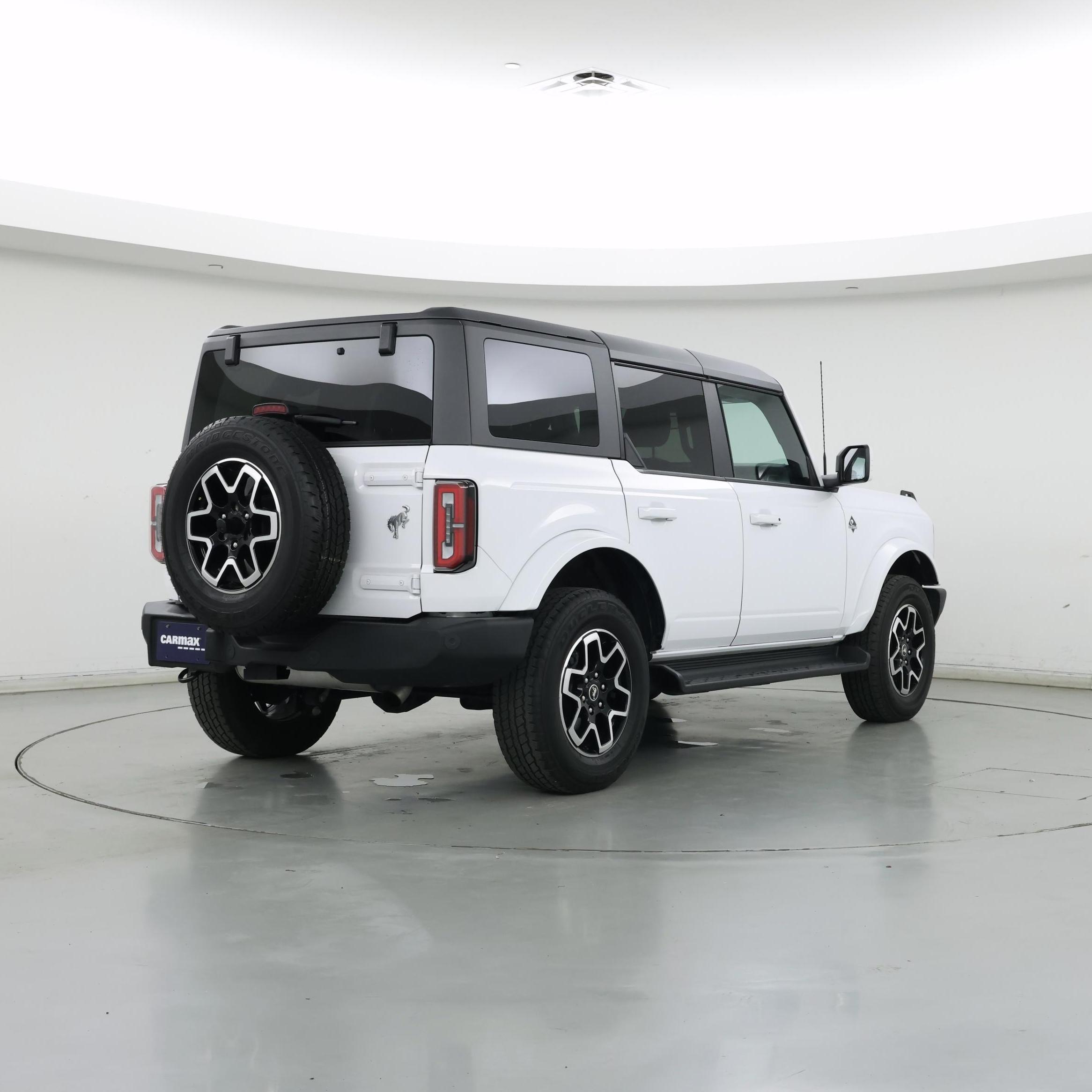 Thumbnail: 2025 Ford Bronco - 8