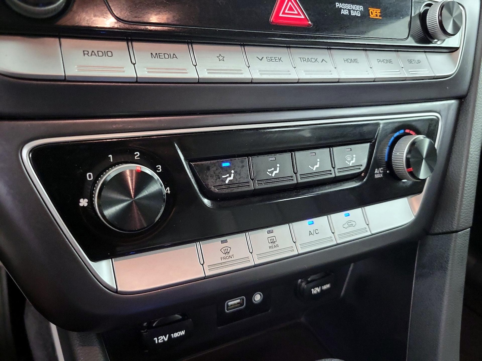 2018 Hyundai Sonata SE - Photo 17