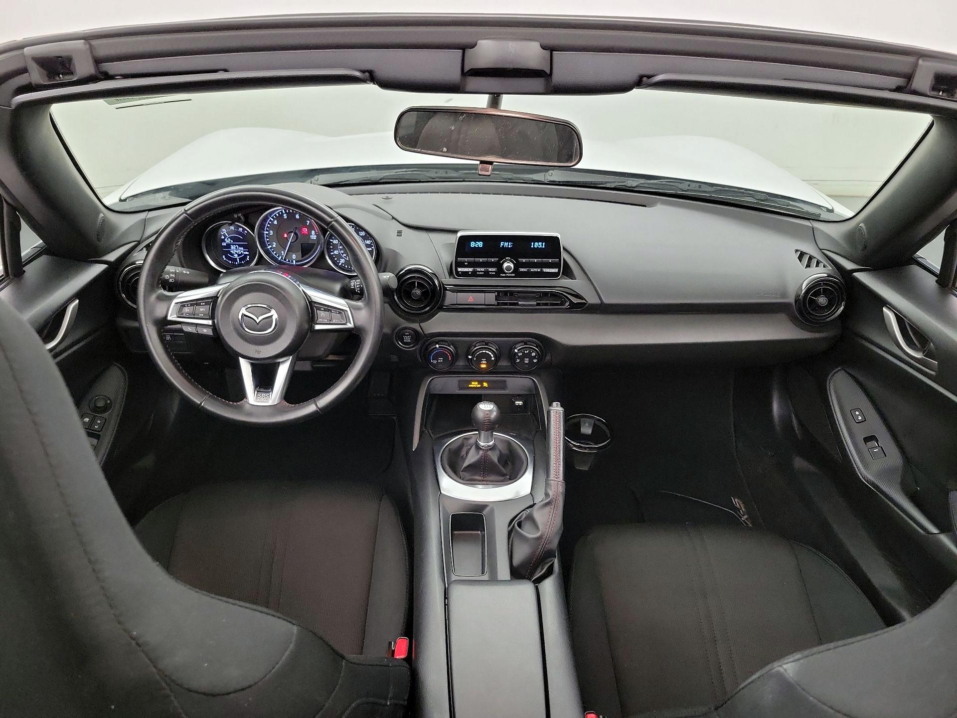 Thumbnail: 2016 Mazda MX-5 Miata - 9