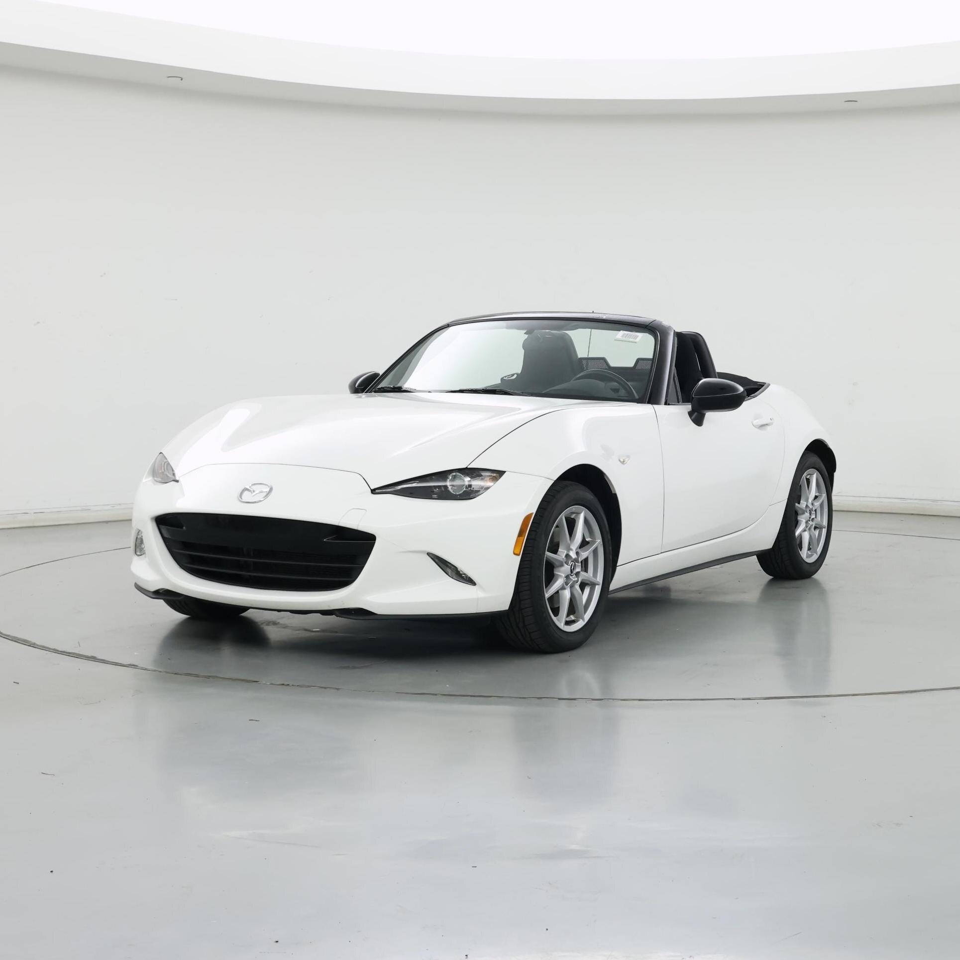 Thumbnail: 2016 Mazda MX-5 Miata - 4