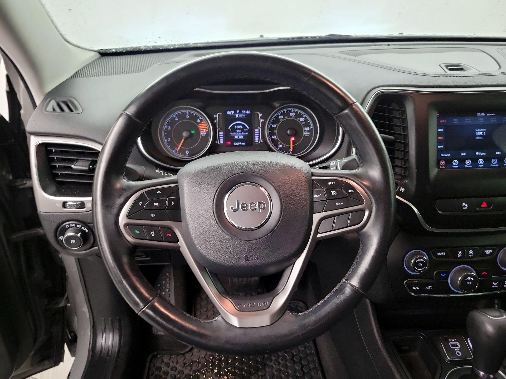 Thumbnail: 2020 Jeep Cherokee - 10
