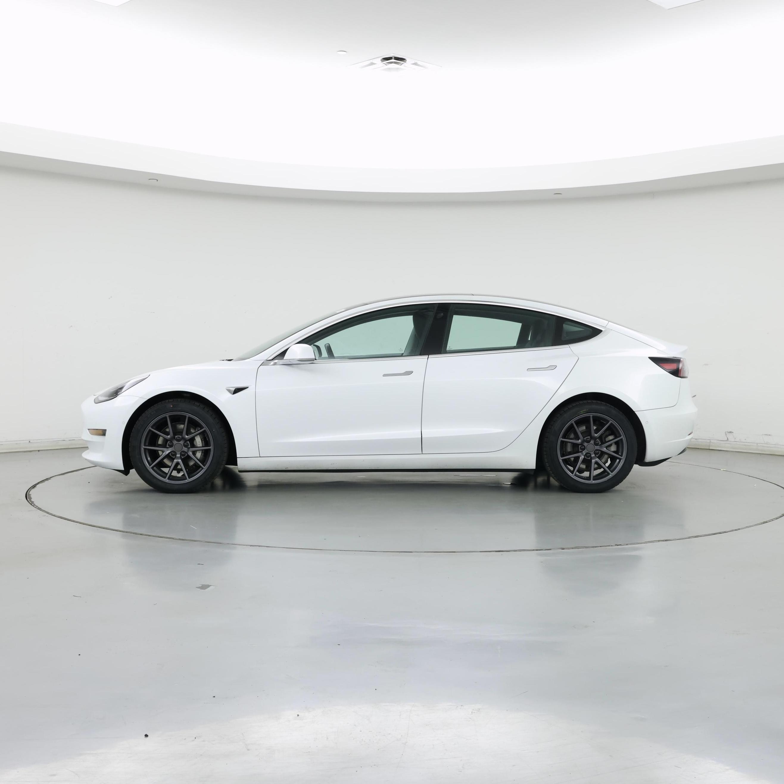 Thumbnail: 2020 Tesla Model 3 - 3