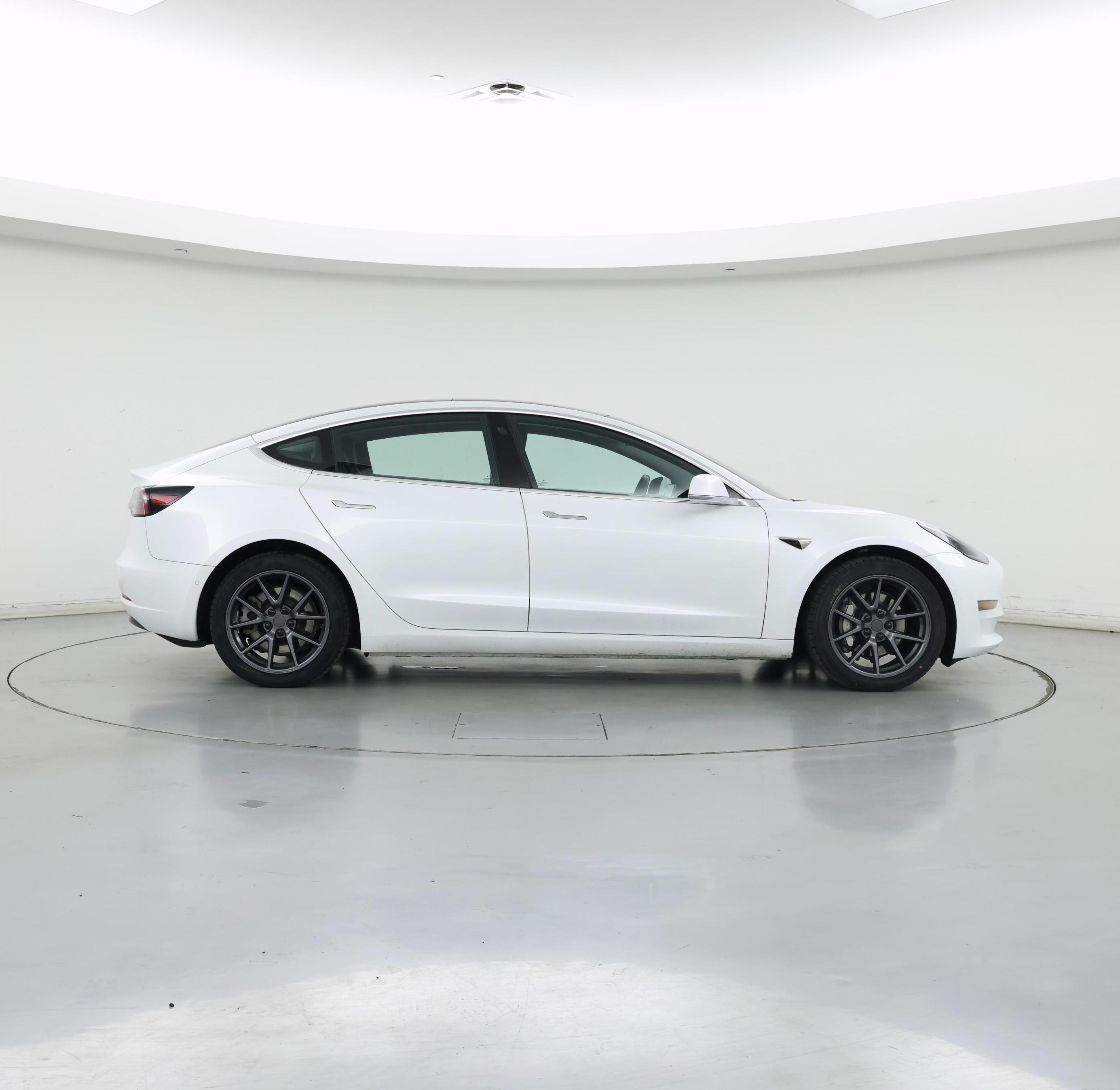 Thumbnail: 2020 Tesla Model 3 - 7