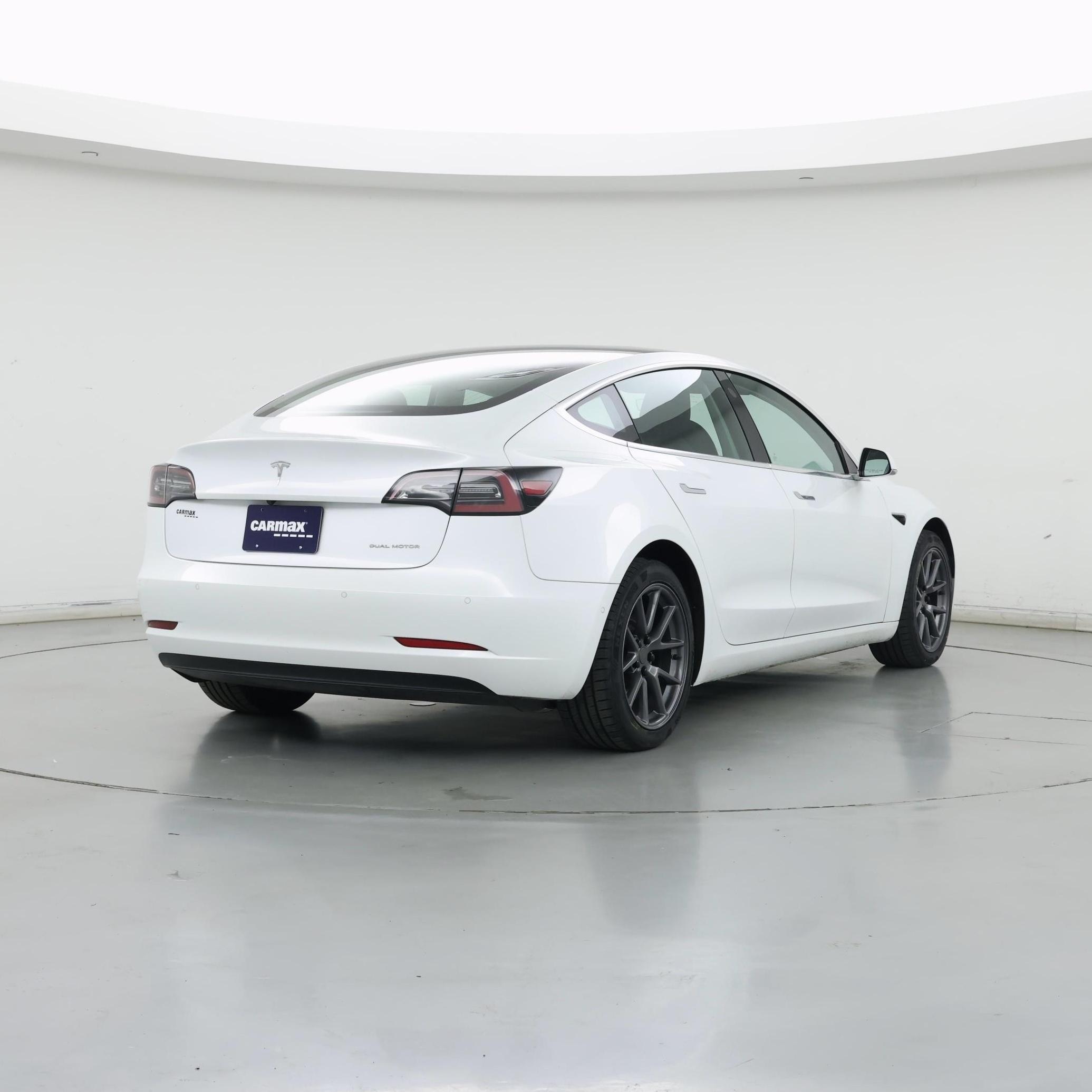 Thumbnail: 2020 Tesla Model 3 - 8