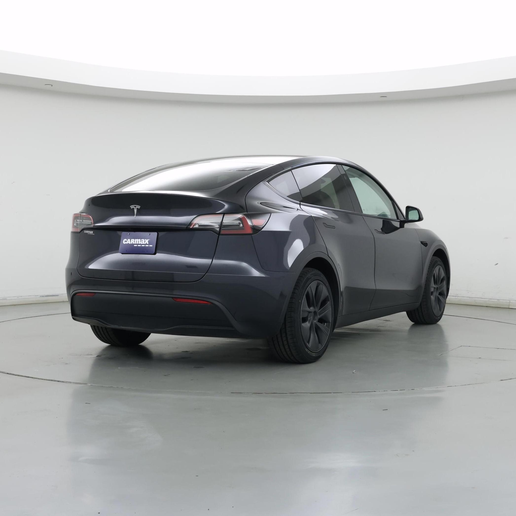 Thumbnail: 2024 Tesla Model Y - 8