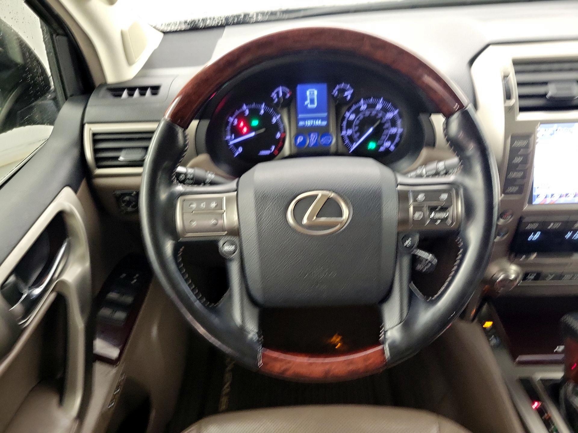 Thumbnail: 2017 Lexus GX - 10