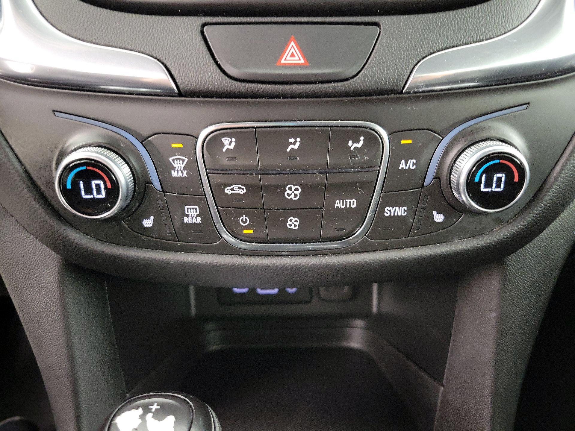 Thumbnail: 2021 Chevrolet Equinox - 17