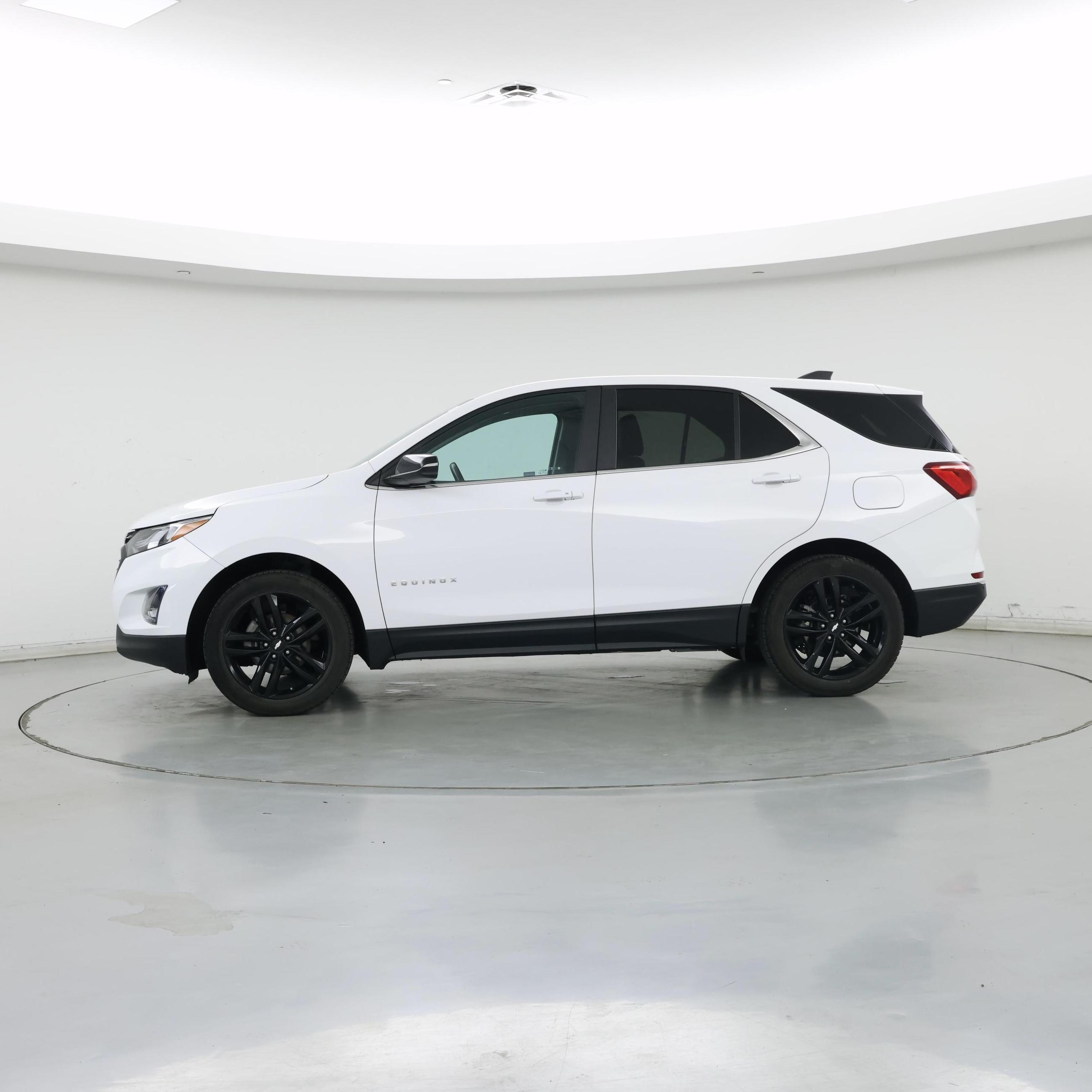 Thumbnail: 2021 Chevrolet Equinox - 3