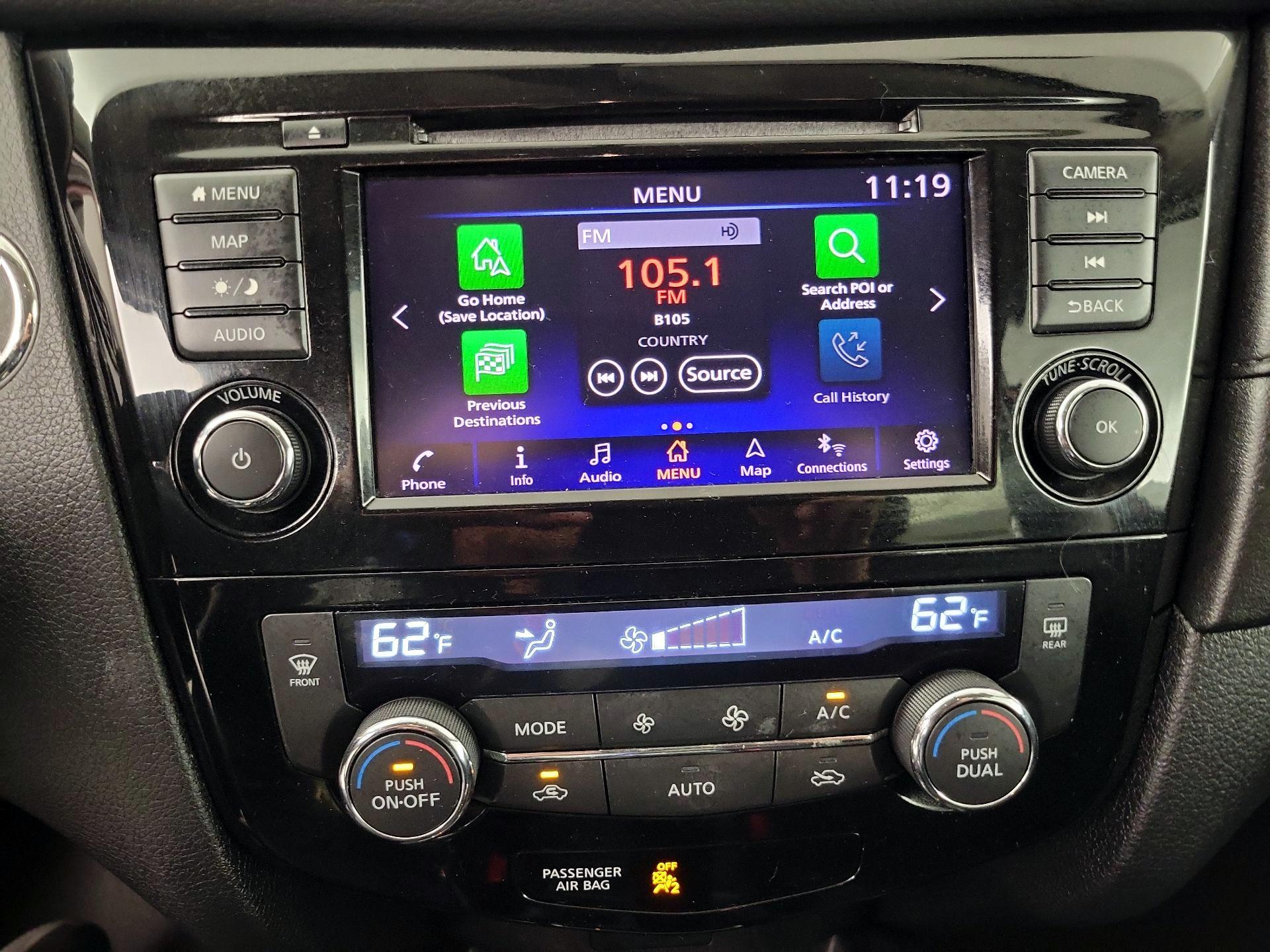 Thumbnail: 2018 Nissan Rogue - 16