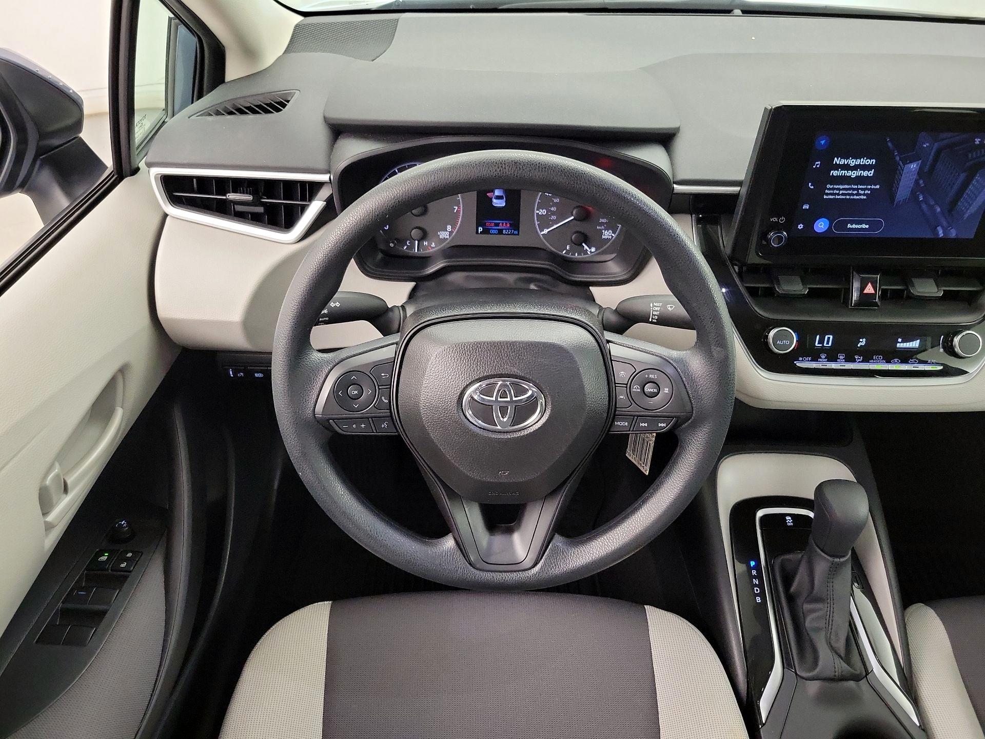 Thumbnail: 2025 Toyota Corolla - 10