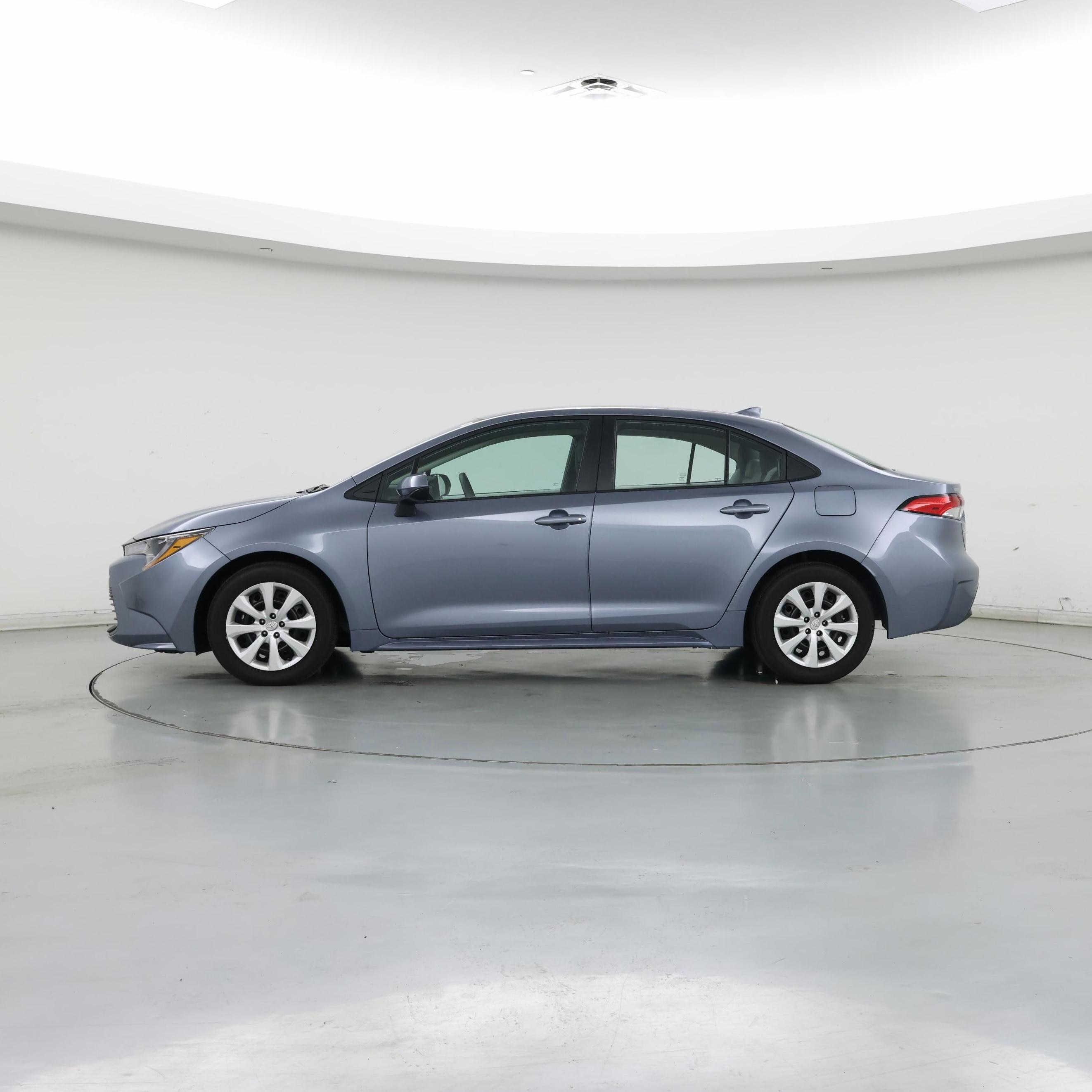 Thumbnail: 2025 Toyota Corolla - 3