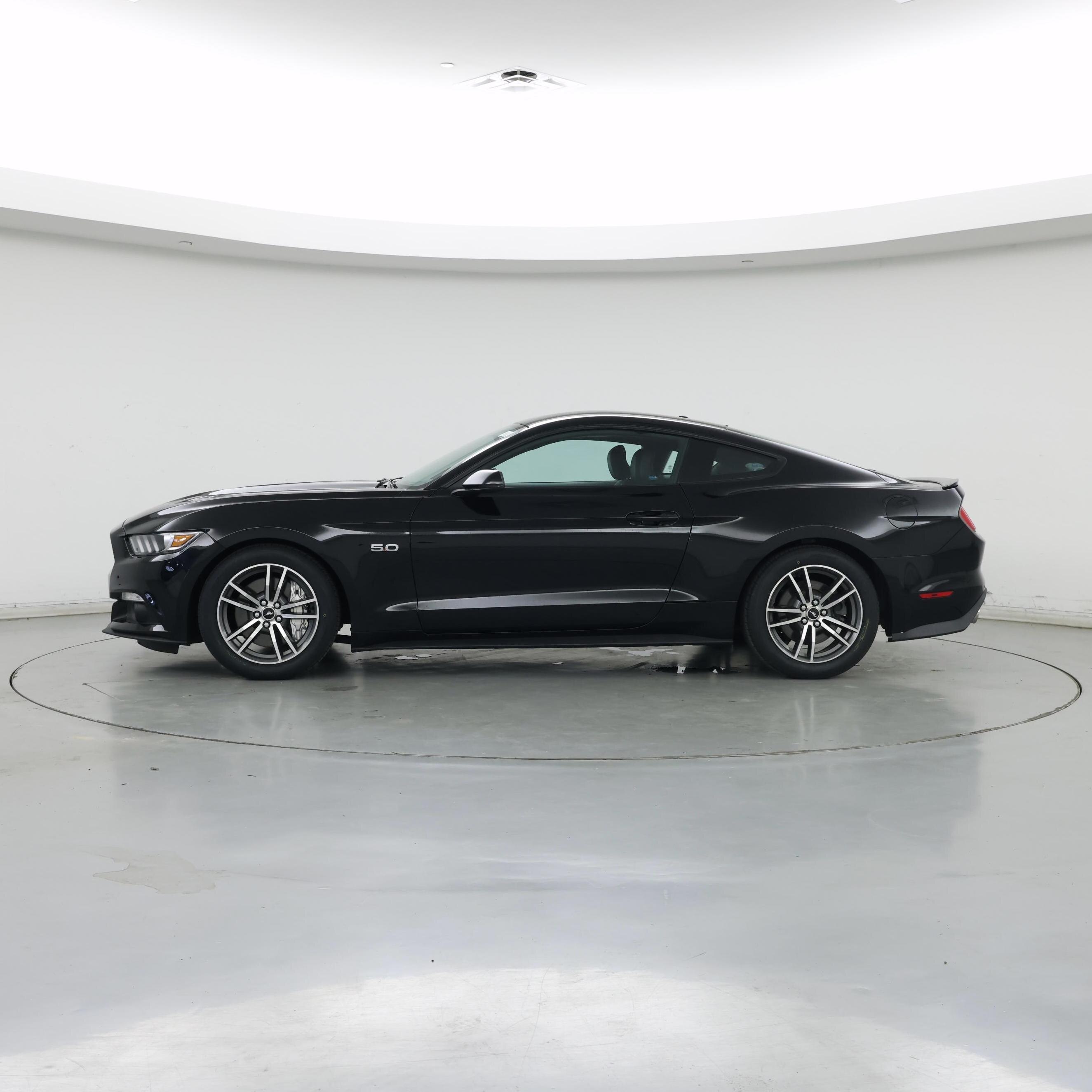 Thumbnail: 2015 Ford Mustang - 3