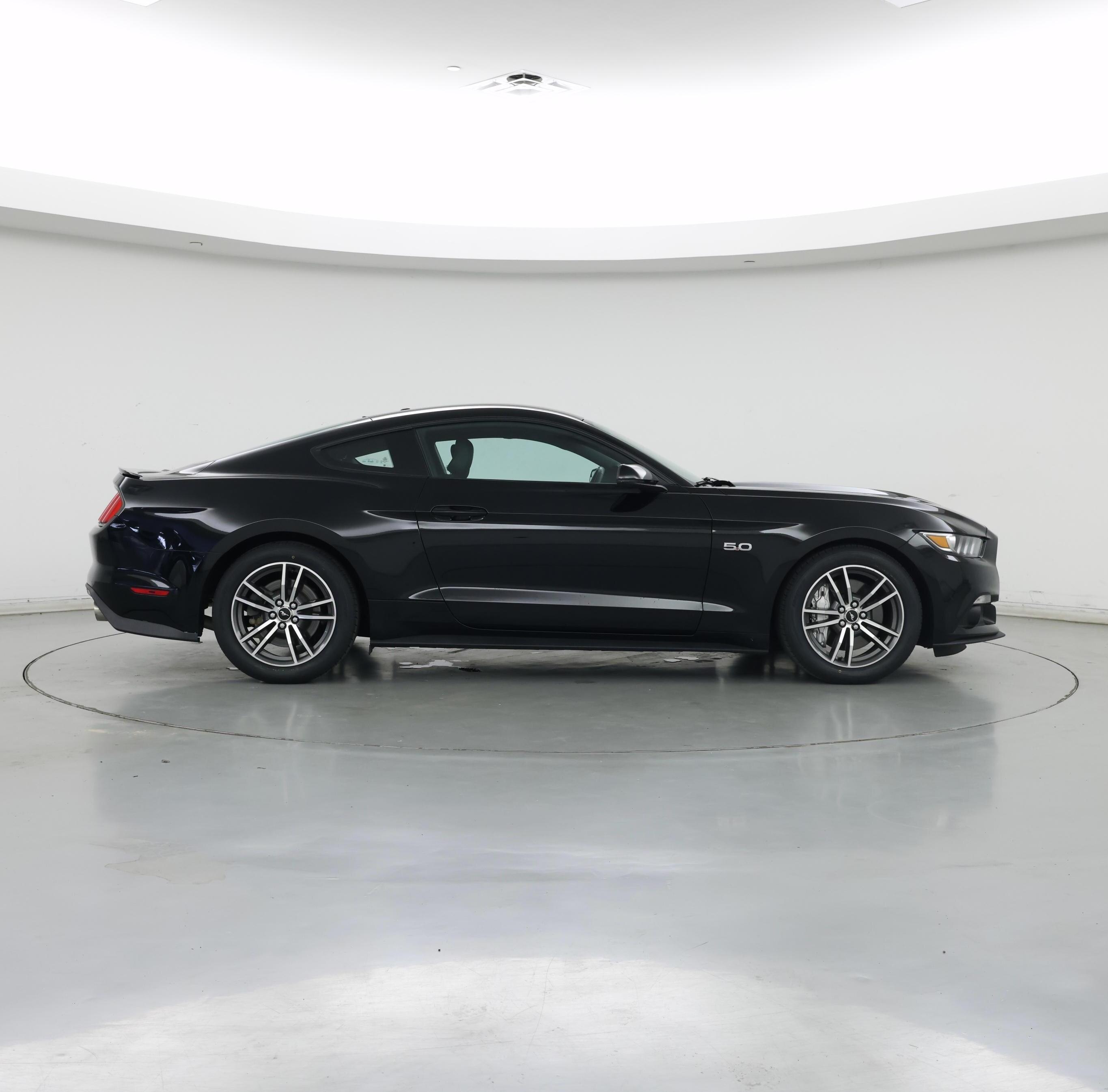 Thumbnail: 2015 Ford Mustang - 7