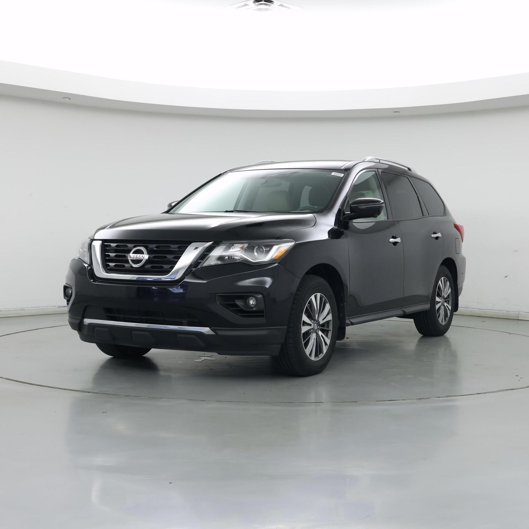 Thumbnail: 2017 Nissan Pathfinder - 4