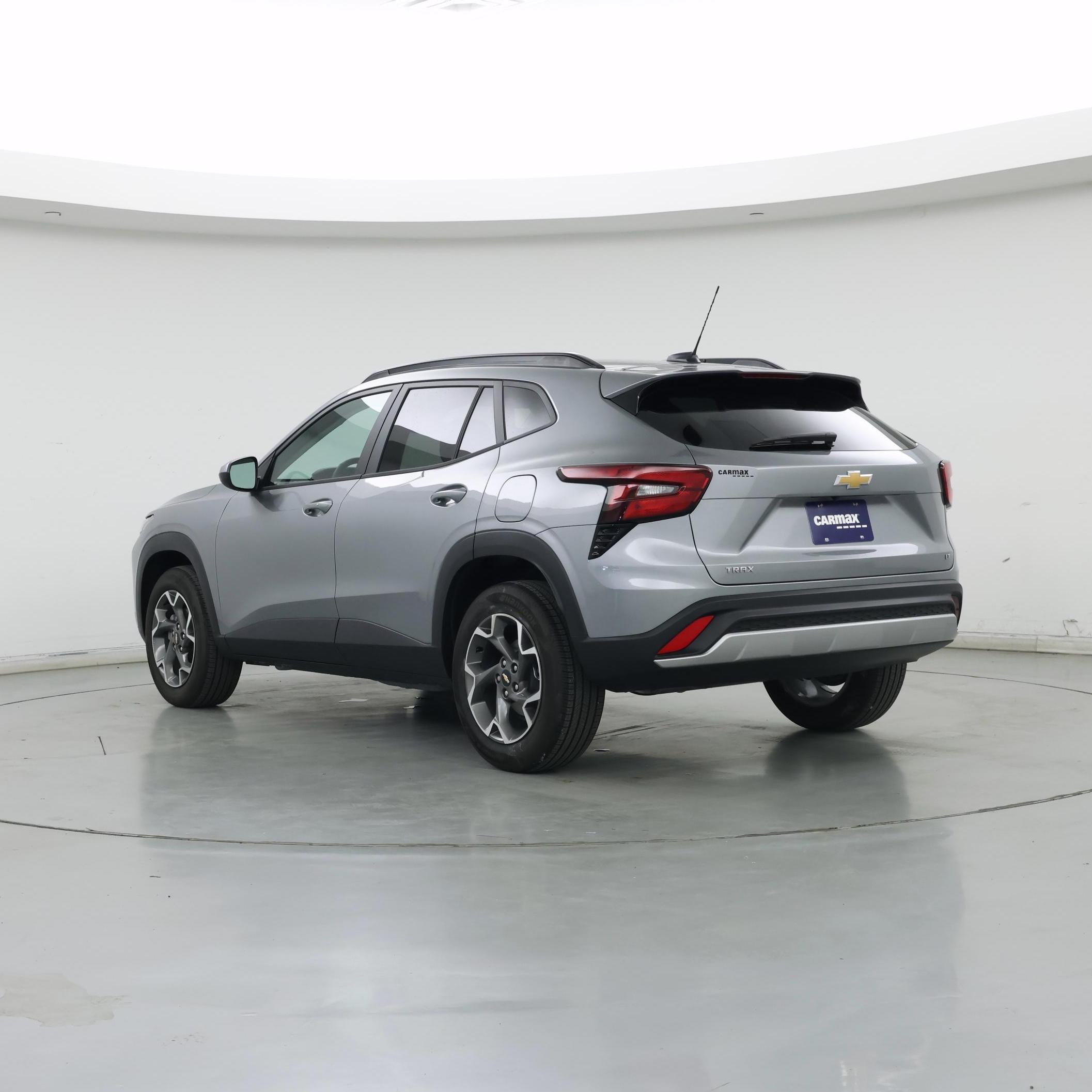 Thumbnail: 2026 Chevrolet Trax - 2