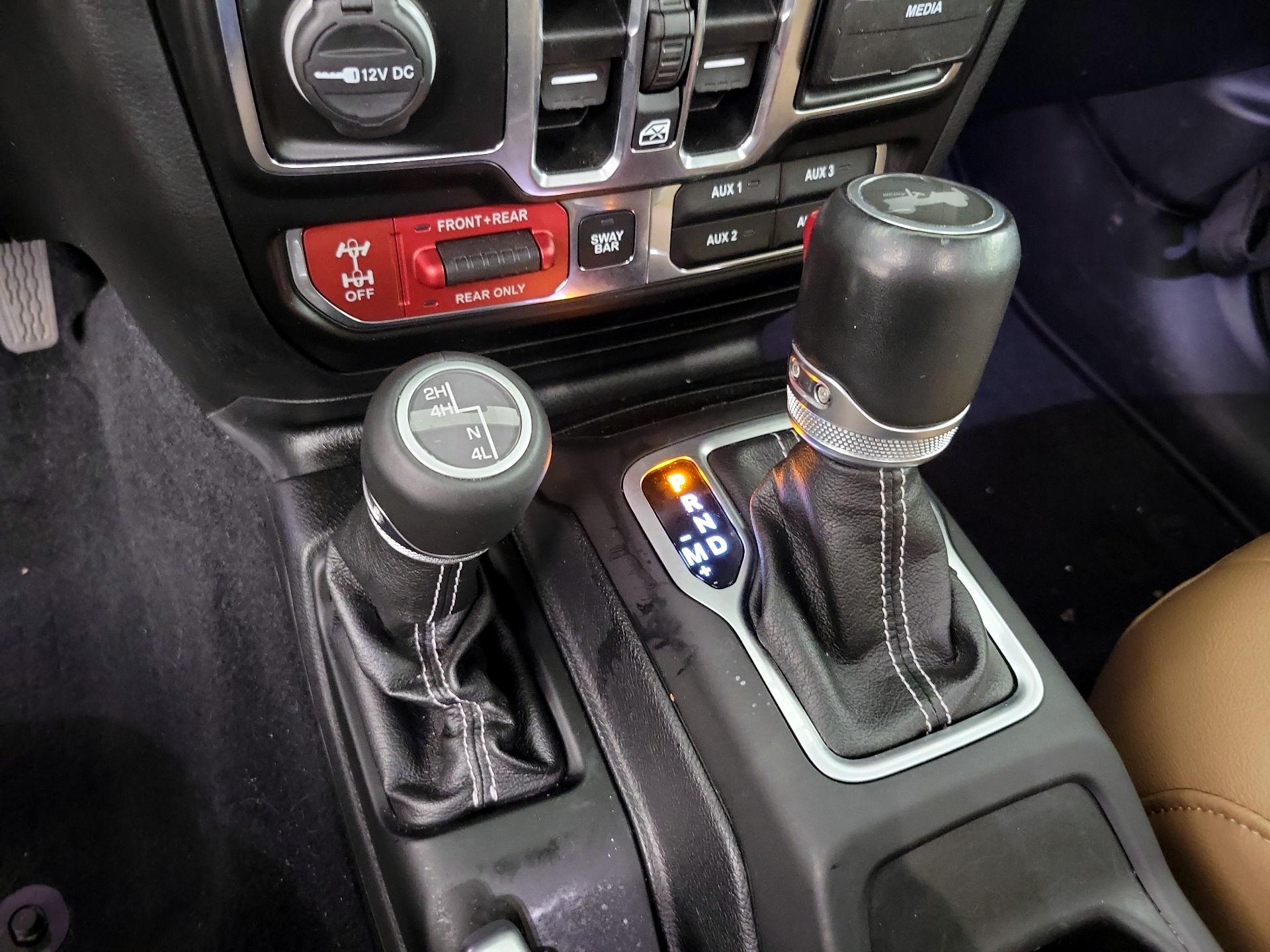 Thumbnail: 2020 Jeep Wrangler - 18