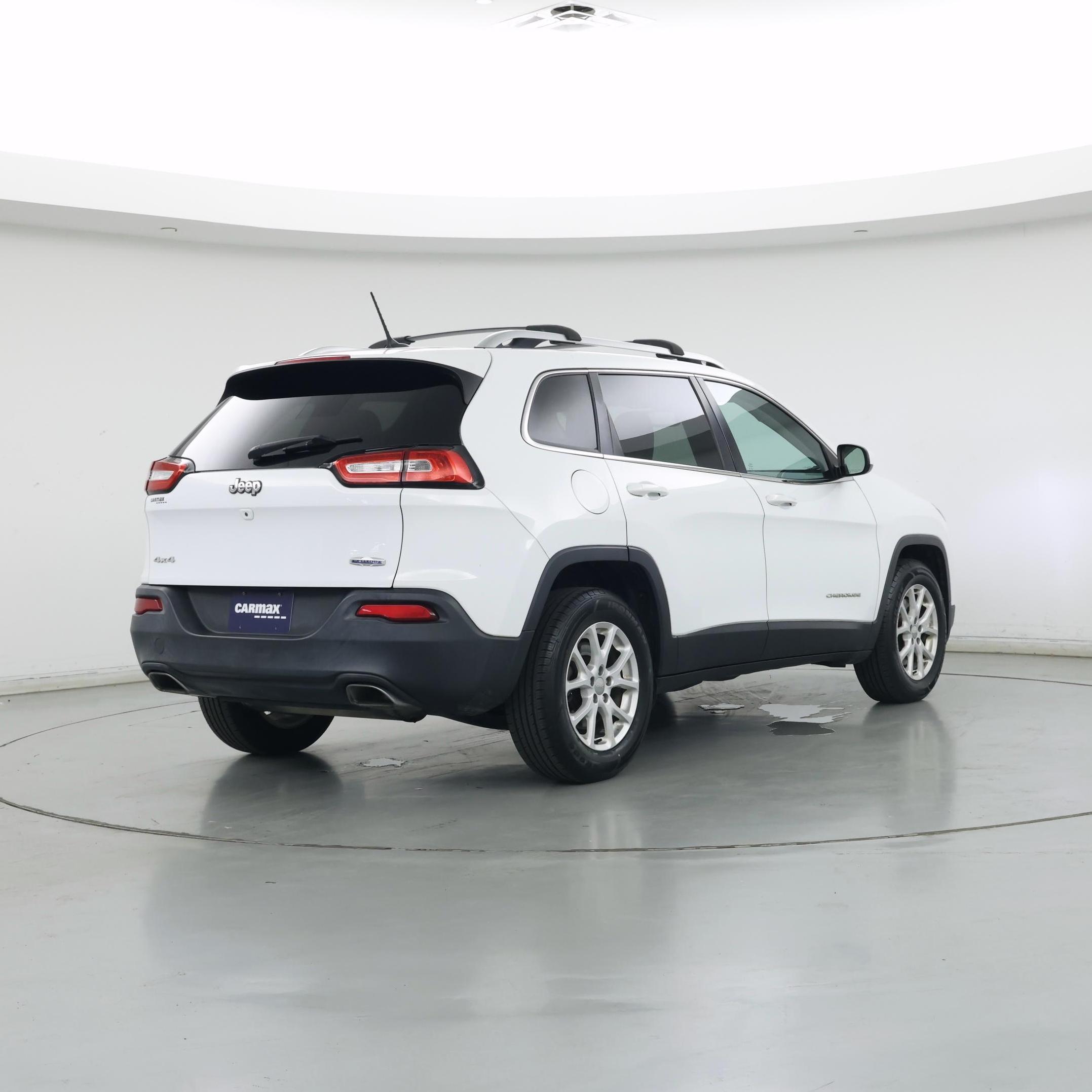 Thumbnail: 2015 Jeep Cherokee - 8
