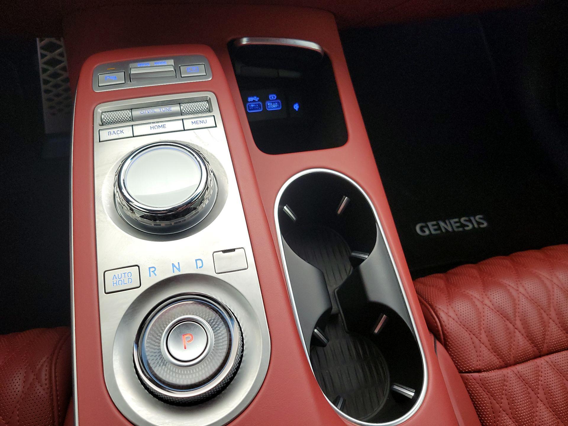 Thumbnail: 2024 Genesis GV70 - 18