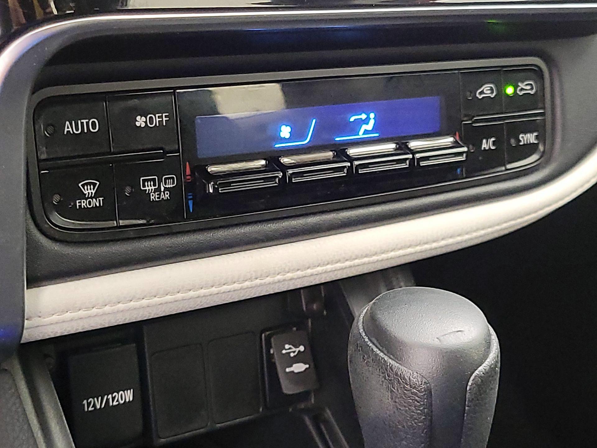 Thumbnail: 2016 Scion iM - 16