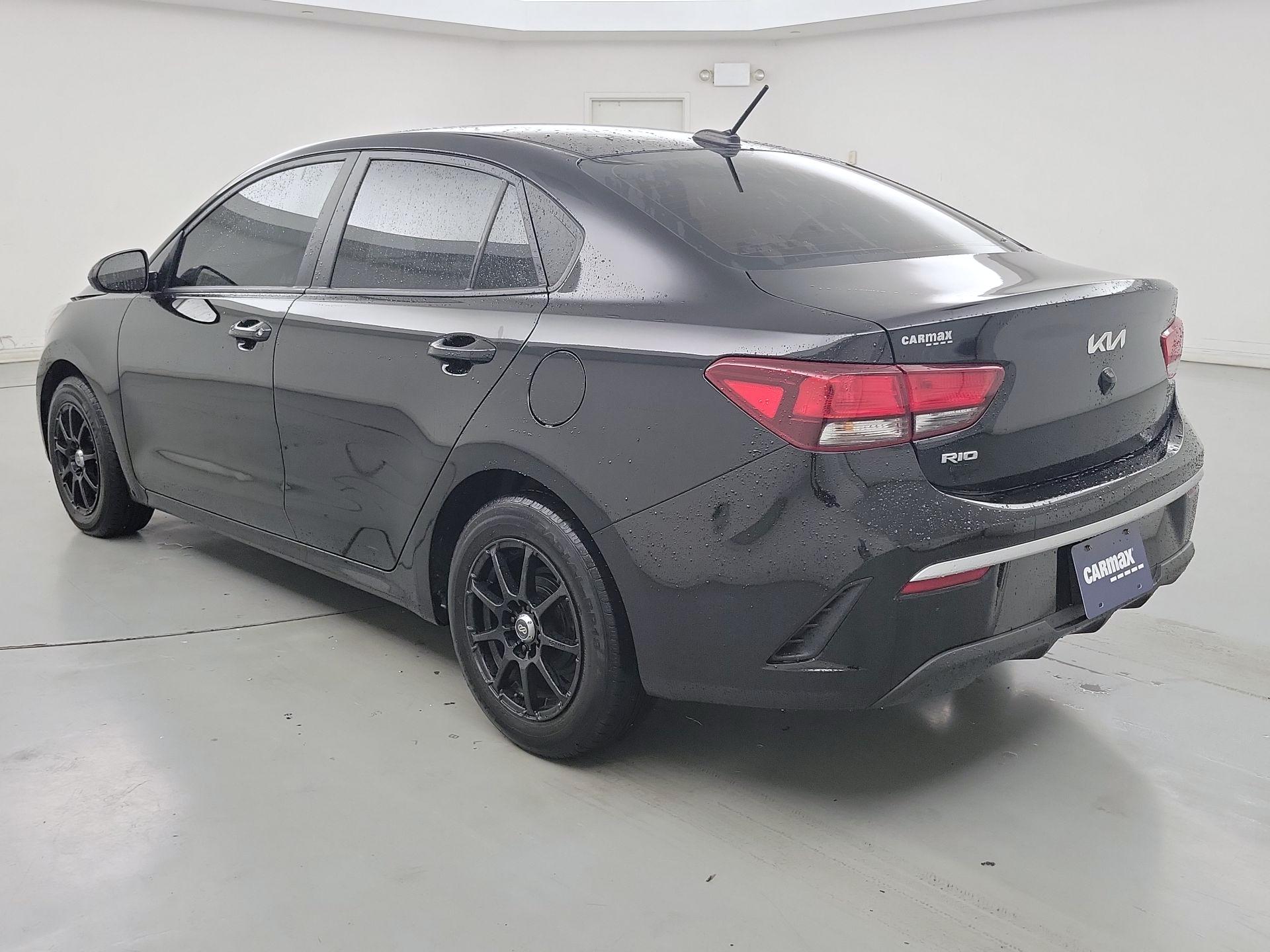 Thumbnail: 2023 Kia Rio - 7