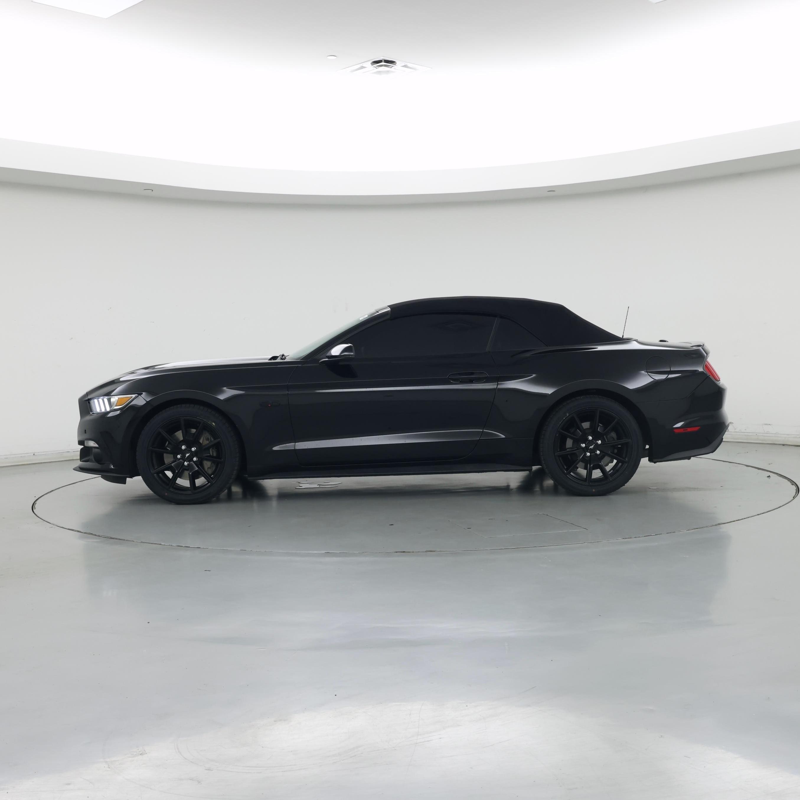 Thumbnail: 2017 Ford Mustang - 3
