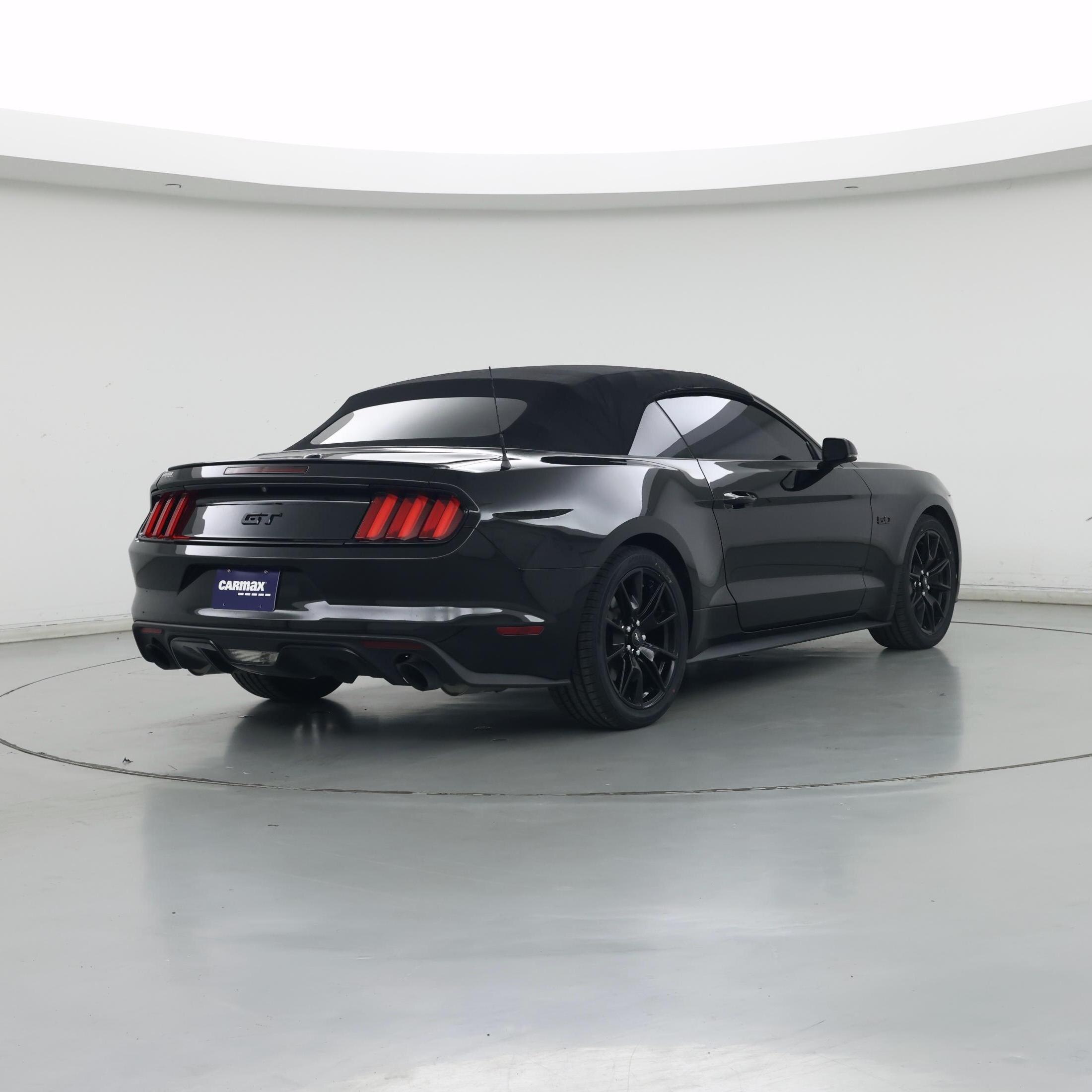 Thumbnail: 2017 Ford Mustang - 8
