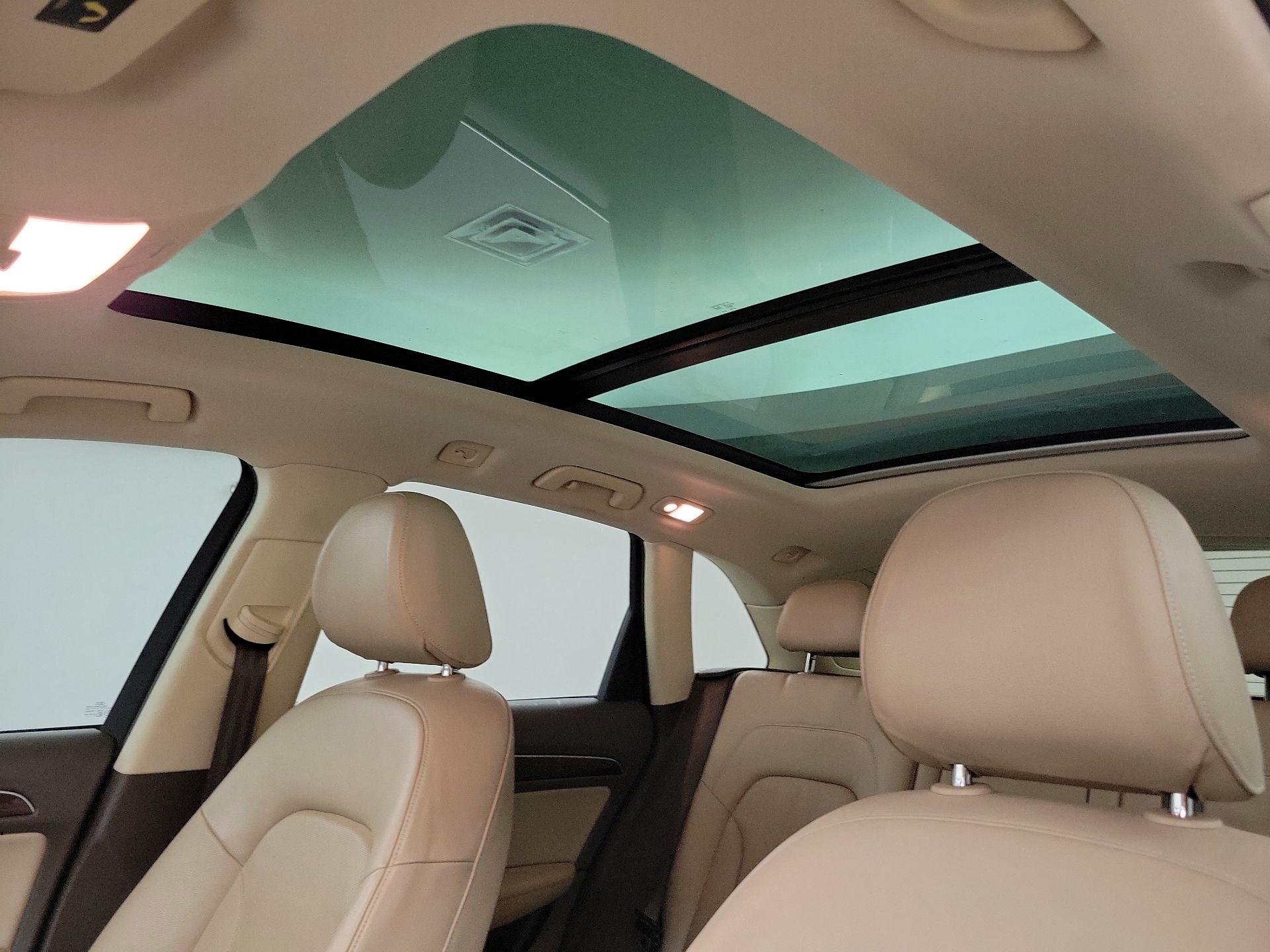Thumbnail: 2016 Audi Q5 - 16