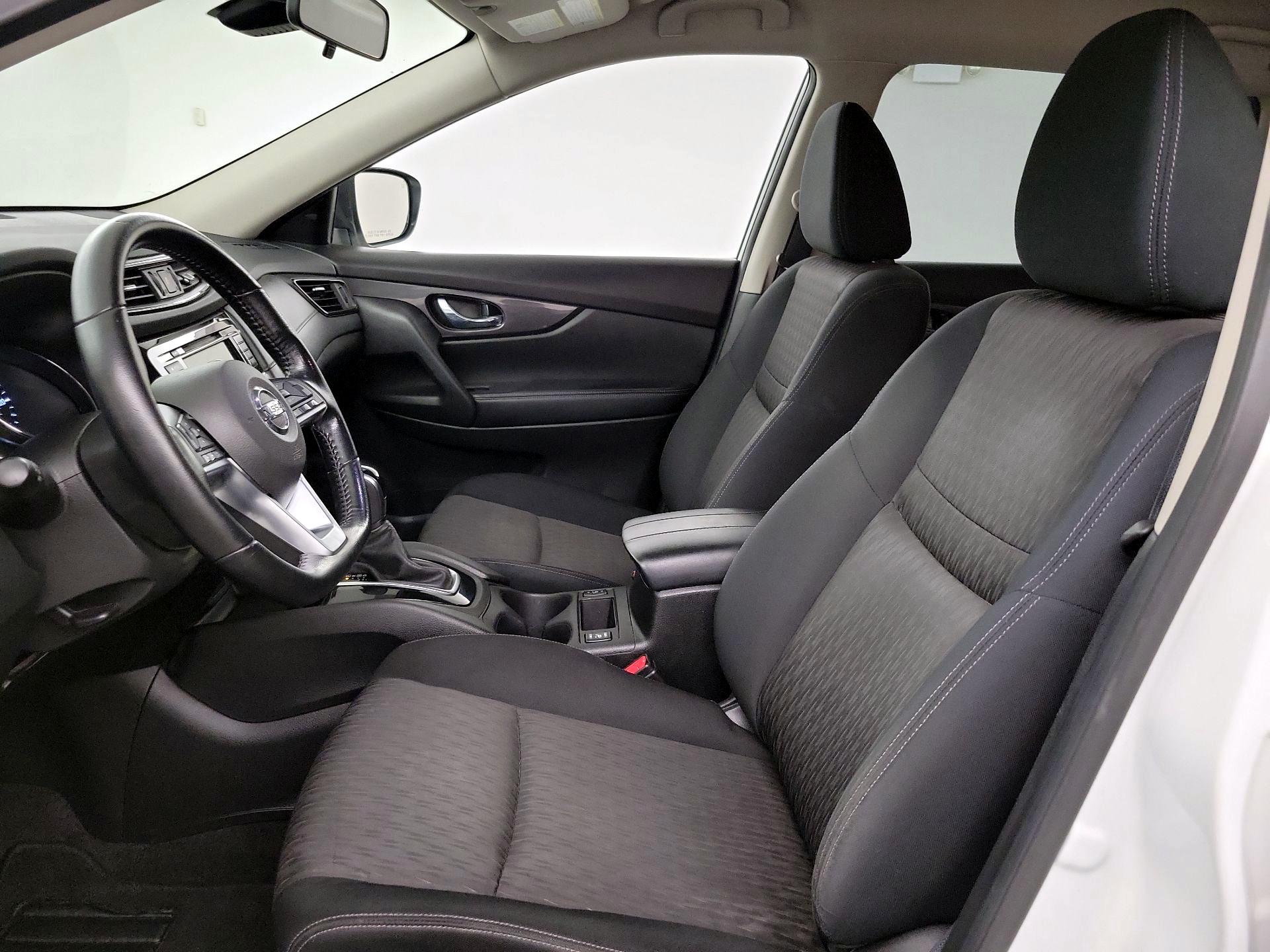 Thumbnail: 2020 Nissan Rogue - 9