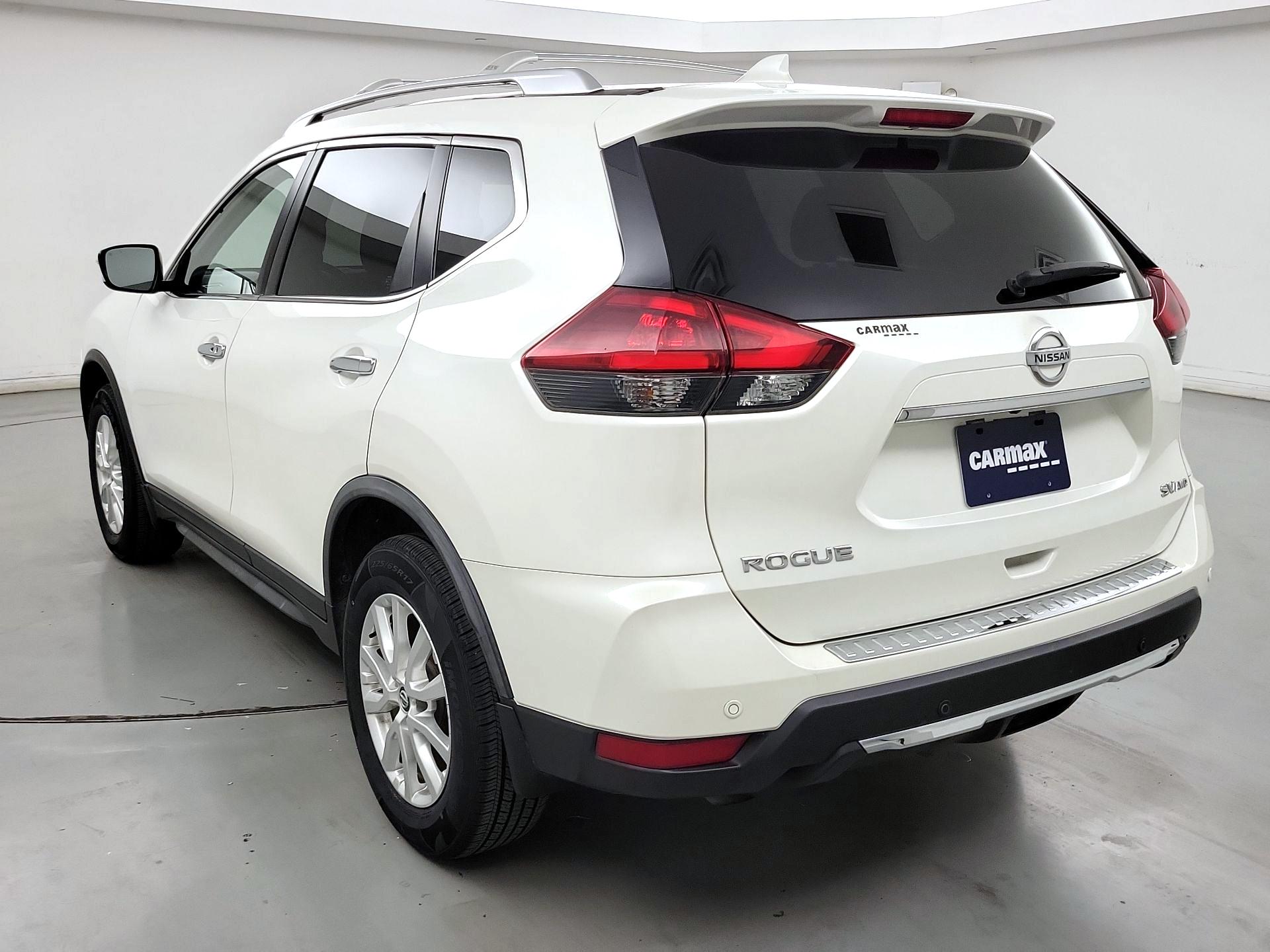 Thumbnail: 2020 Nissan Rogue - 7