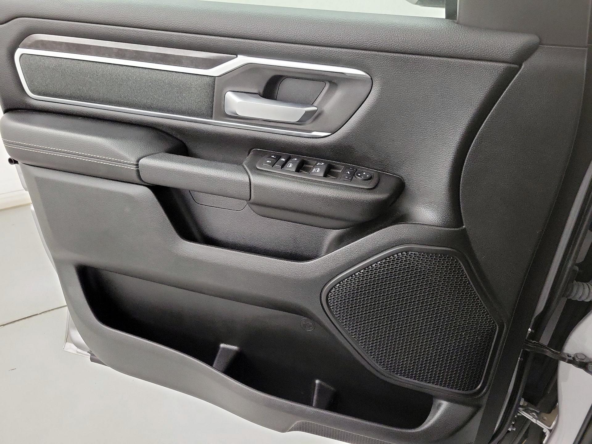 Thumbnail: 2022 RAM 1500 - 10