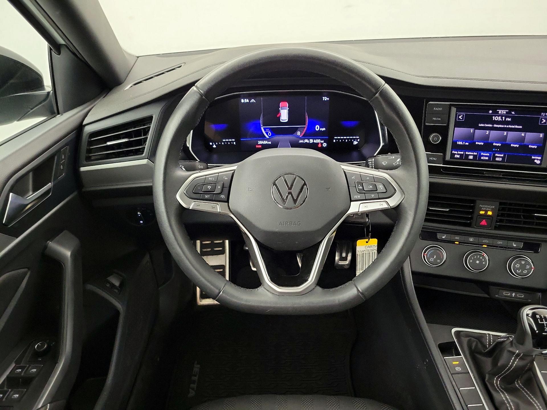 Thumbnail: 2024 Volkswagen Jetta - 10