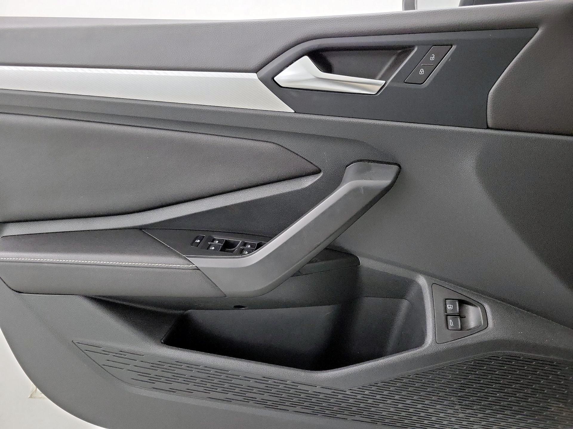 Thumbnail: 2024 Volkswagen Jetta - 12