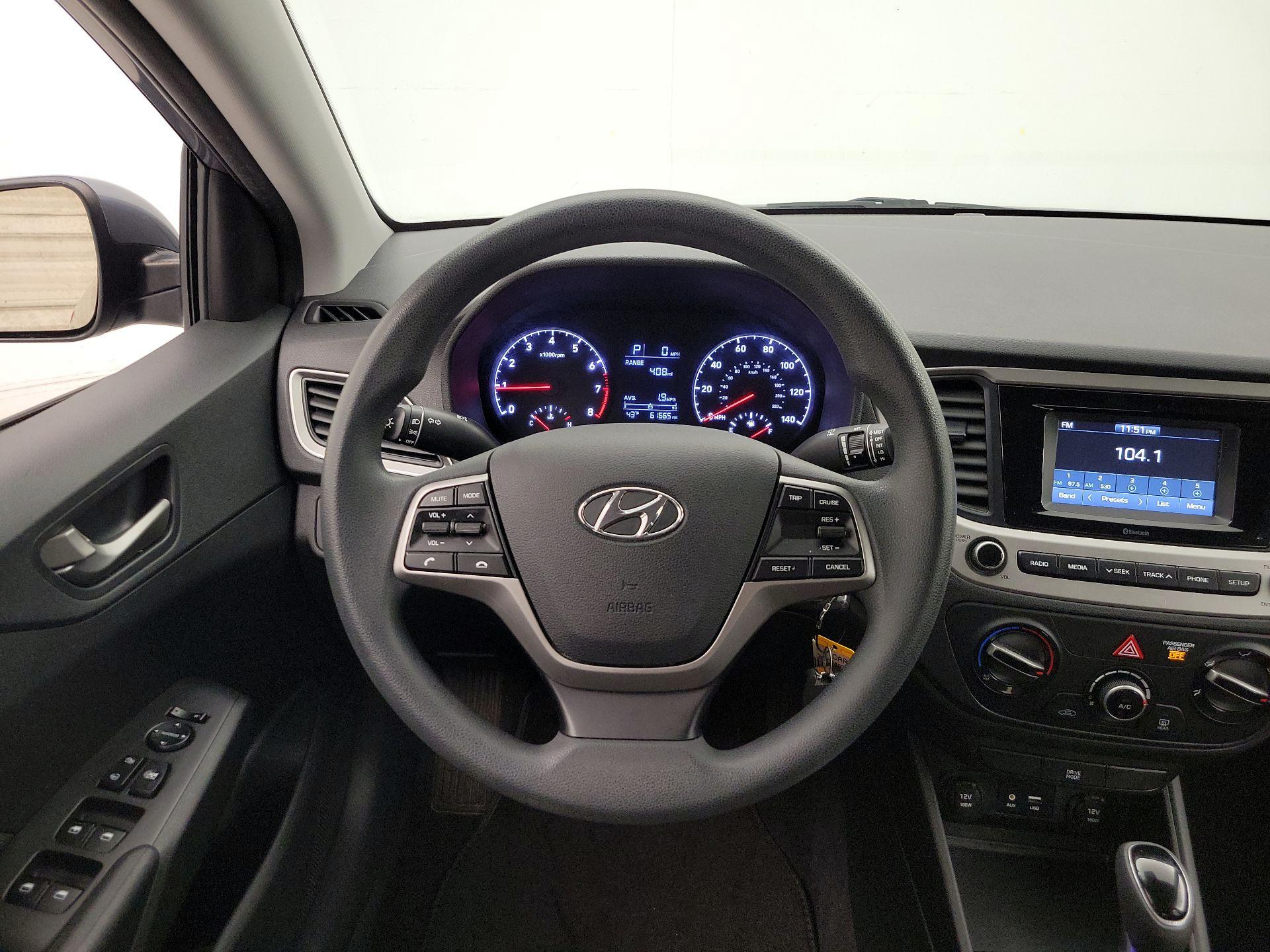 Thumbnail: 2019 Hyundai Accent - 10