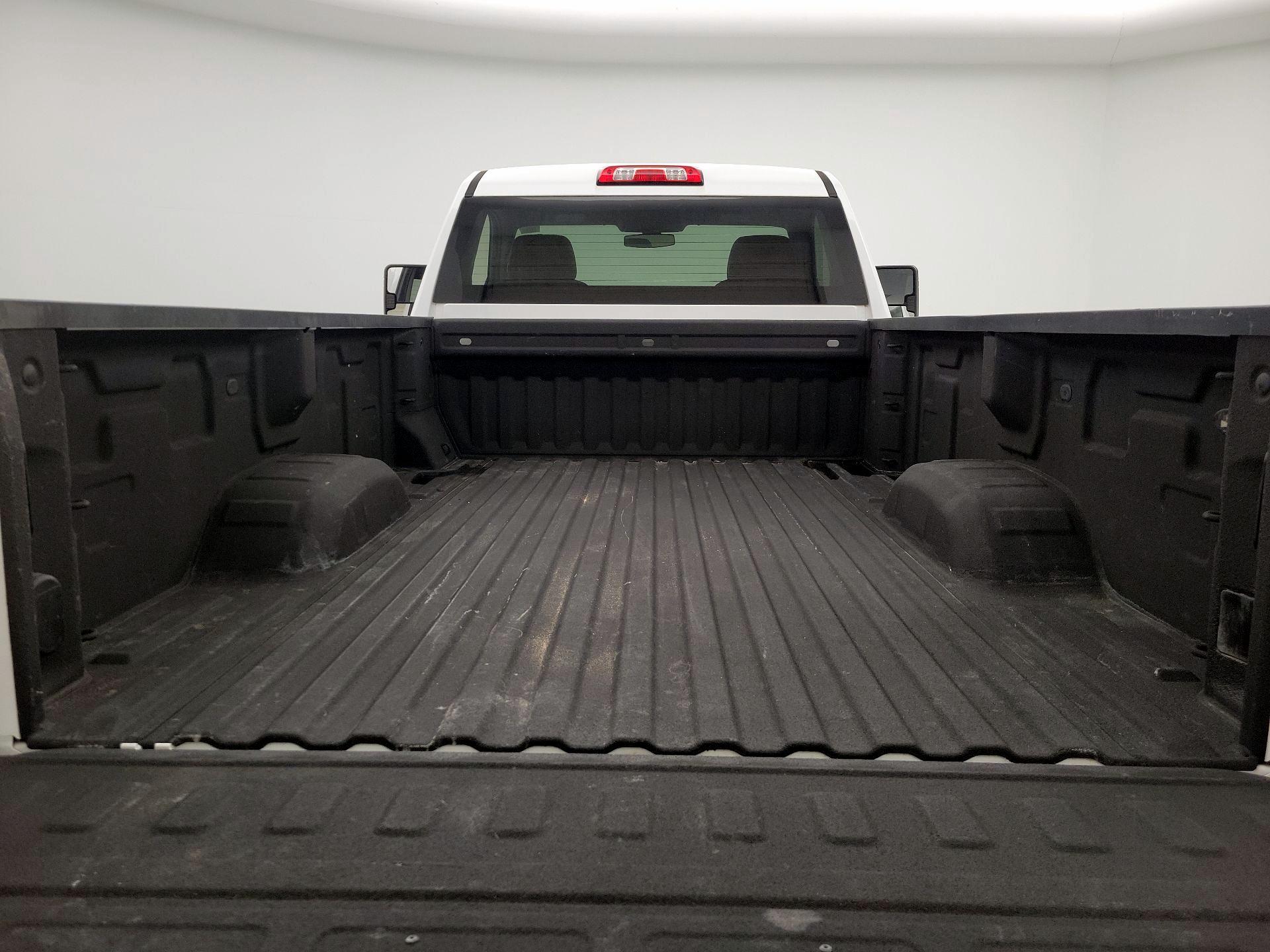 Thumbnail: 2020 Chevrolet Silverado 2500 - 19