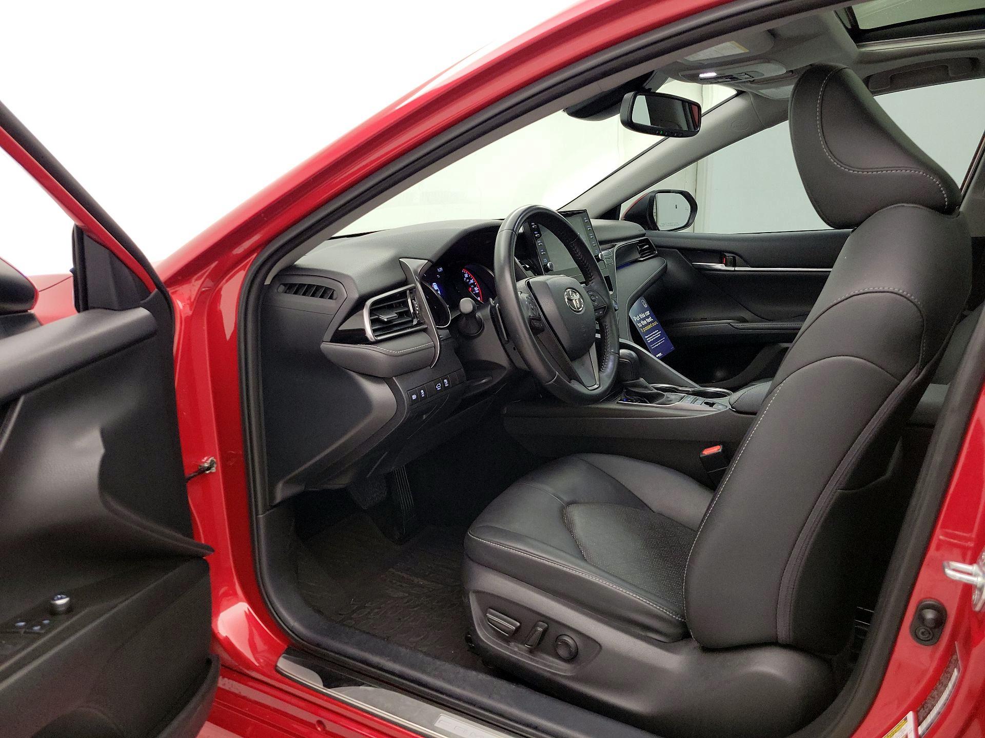 Thumbnail: 2022 Toyota Camry - 11