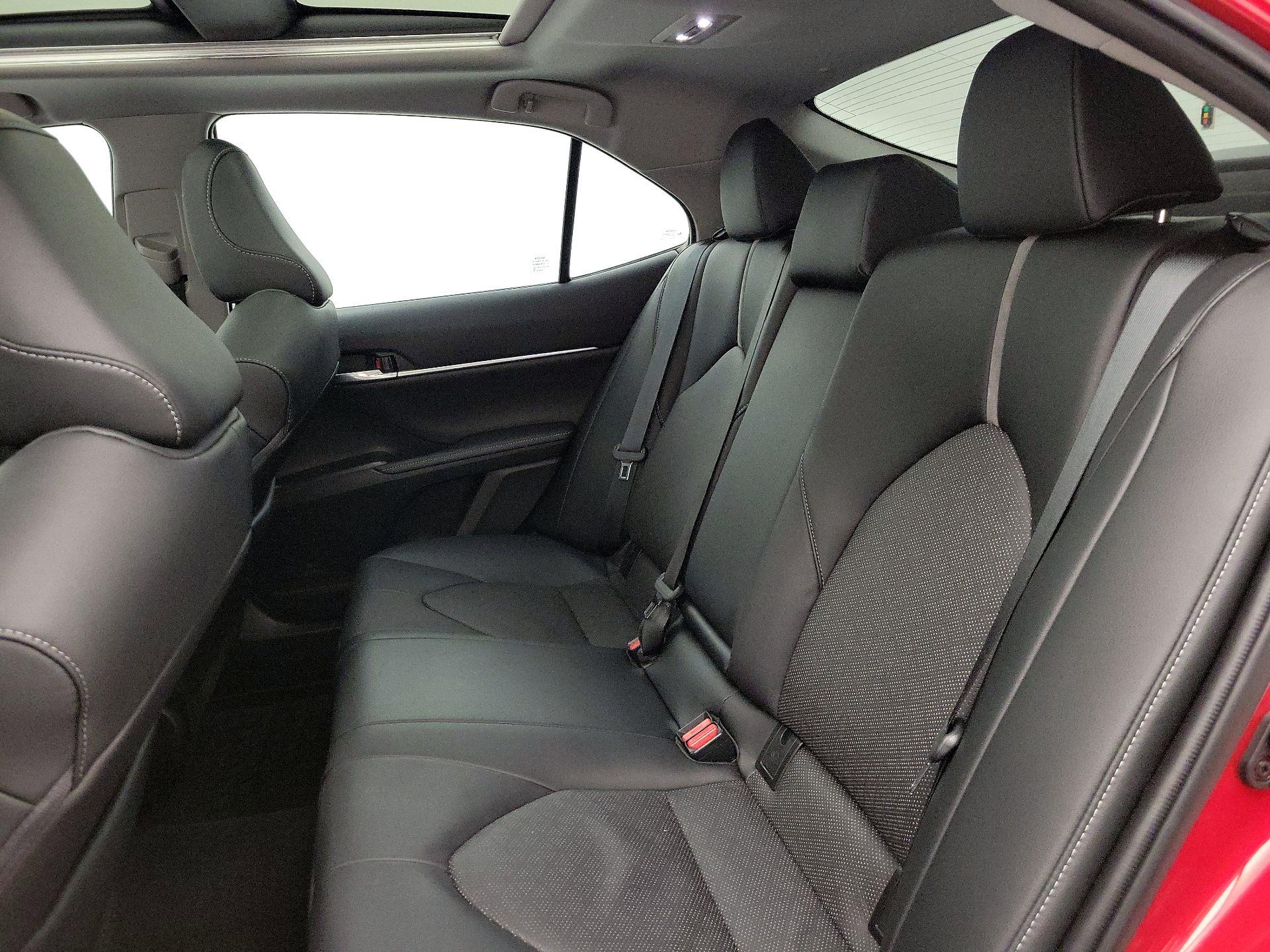 Thumbnail: 2022 Toyota Camry - 20