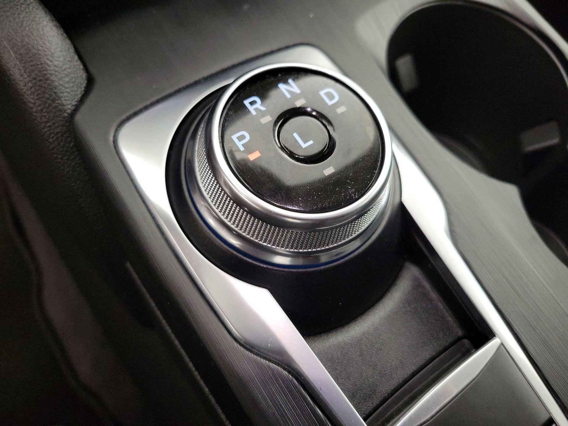 Thumbnail: 2023 Ford Escape - 17