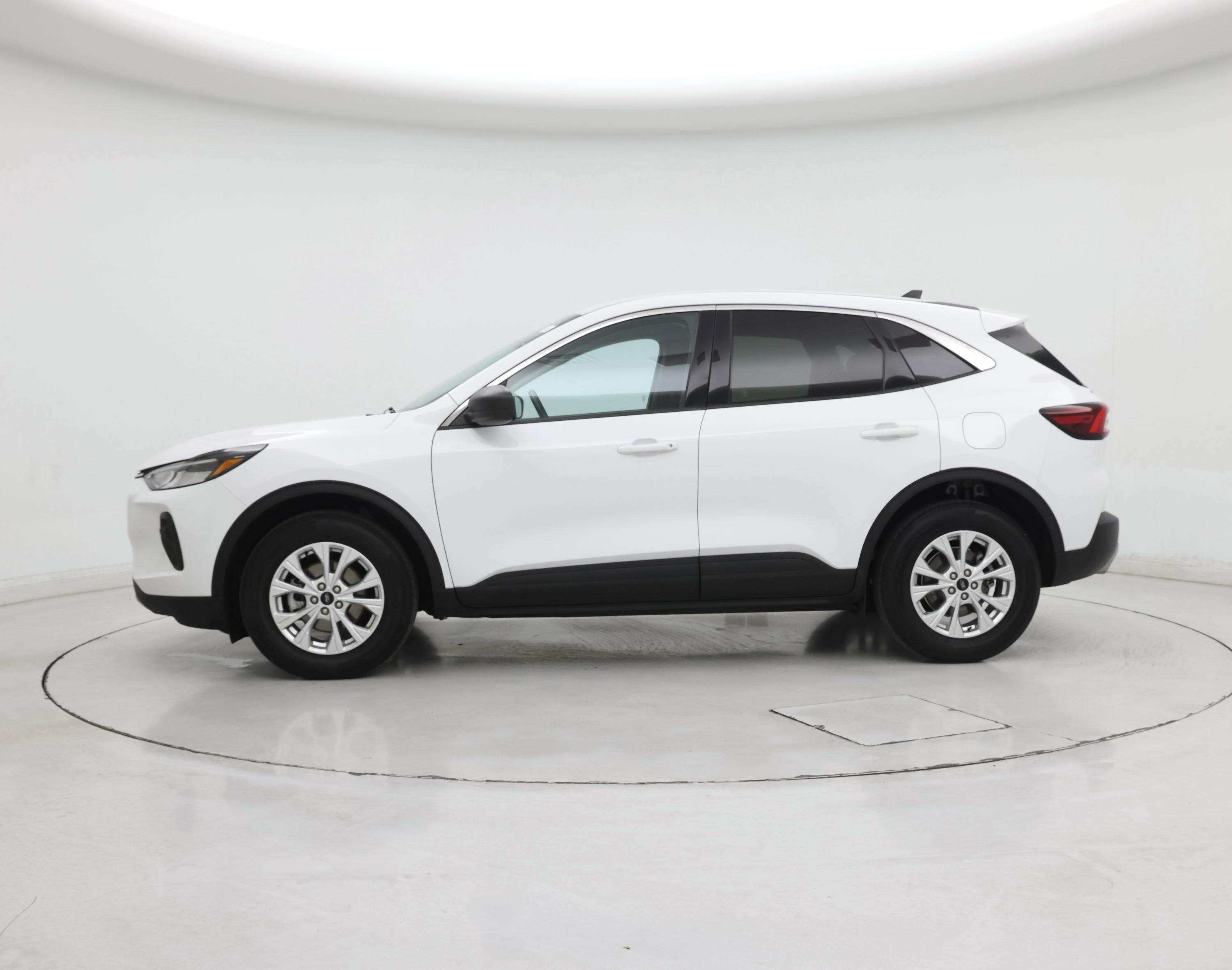 Thumbnail: 2023 Ford Escape - 3